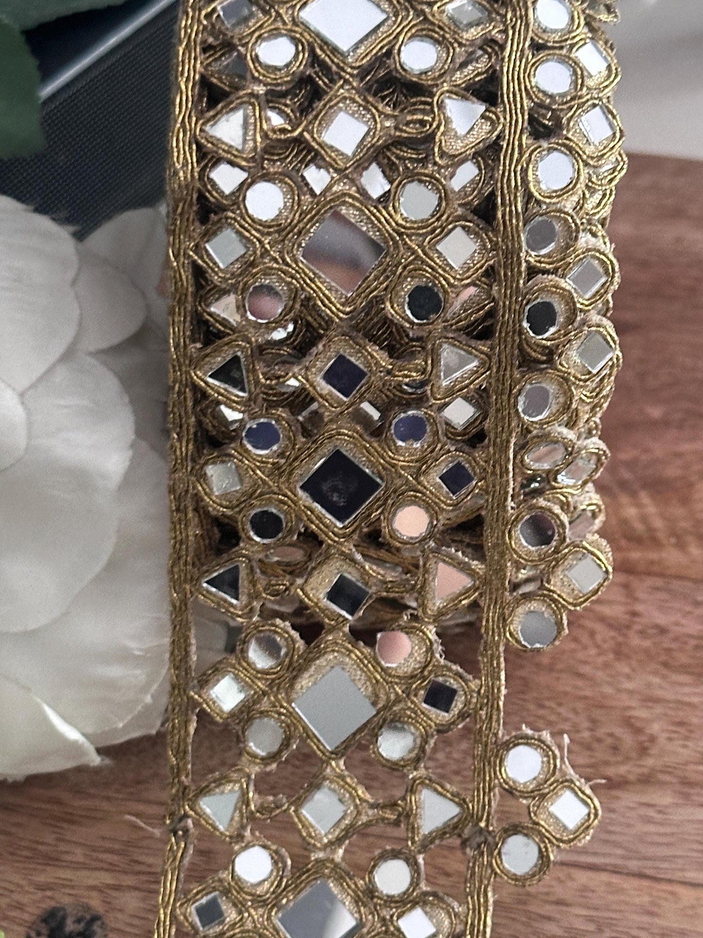 Mirror Work Lace Trim Gold Embroidery Ribbon with Shisha for Sewing Indian Saree Border Ethnic Costume Trim DIY Craft Decorative Mirror