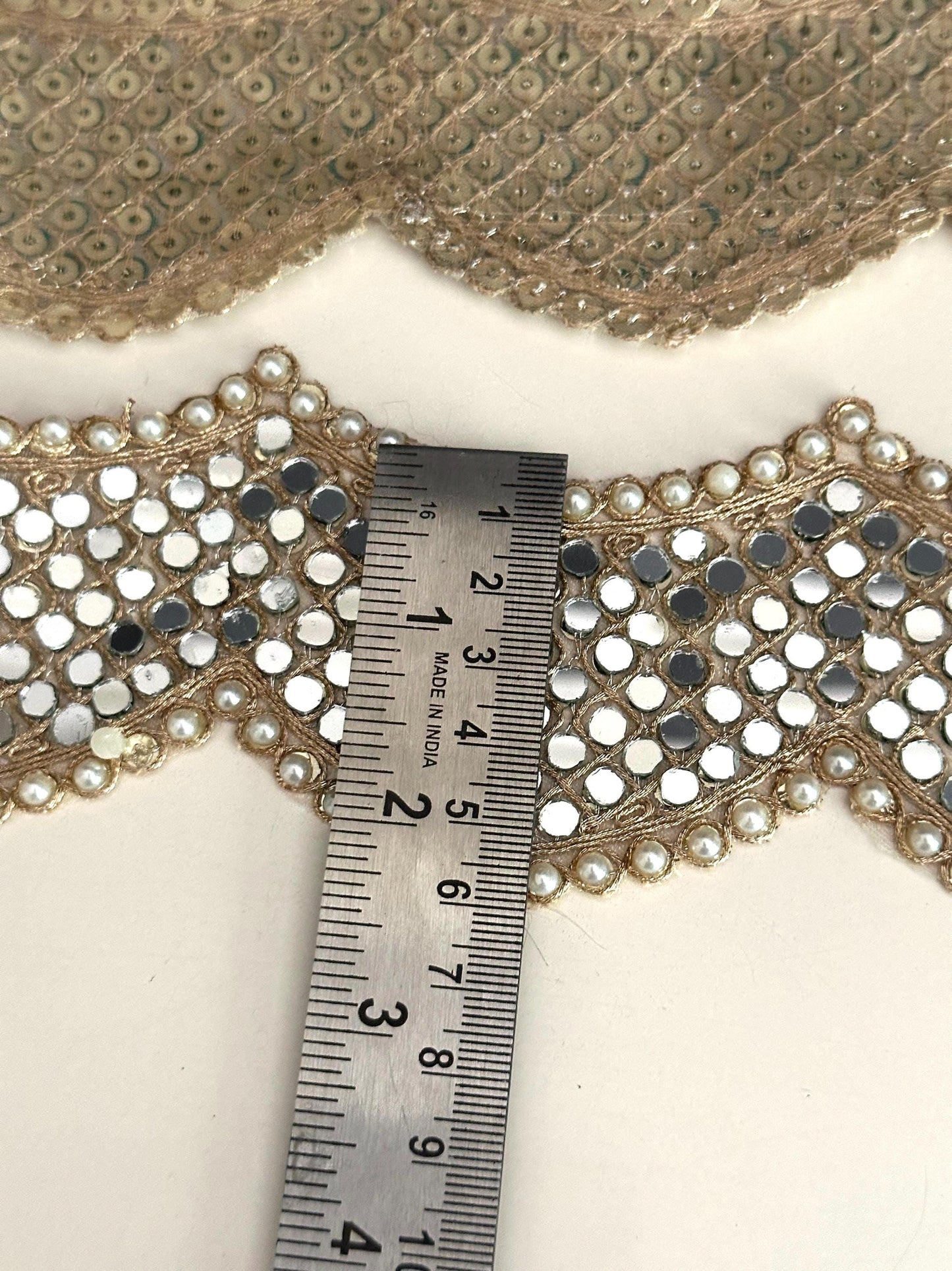 Indian Wedding Decor Lace Trim Mirror Crystal Scalloped Embroidered Border for Backdrops Lehnga Veil Bridal Styling Designers 6cm Zari Trim