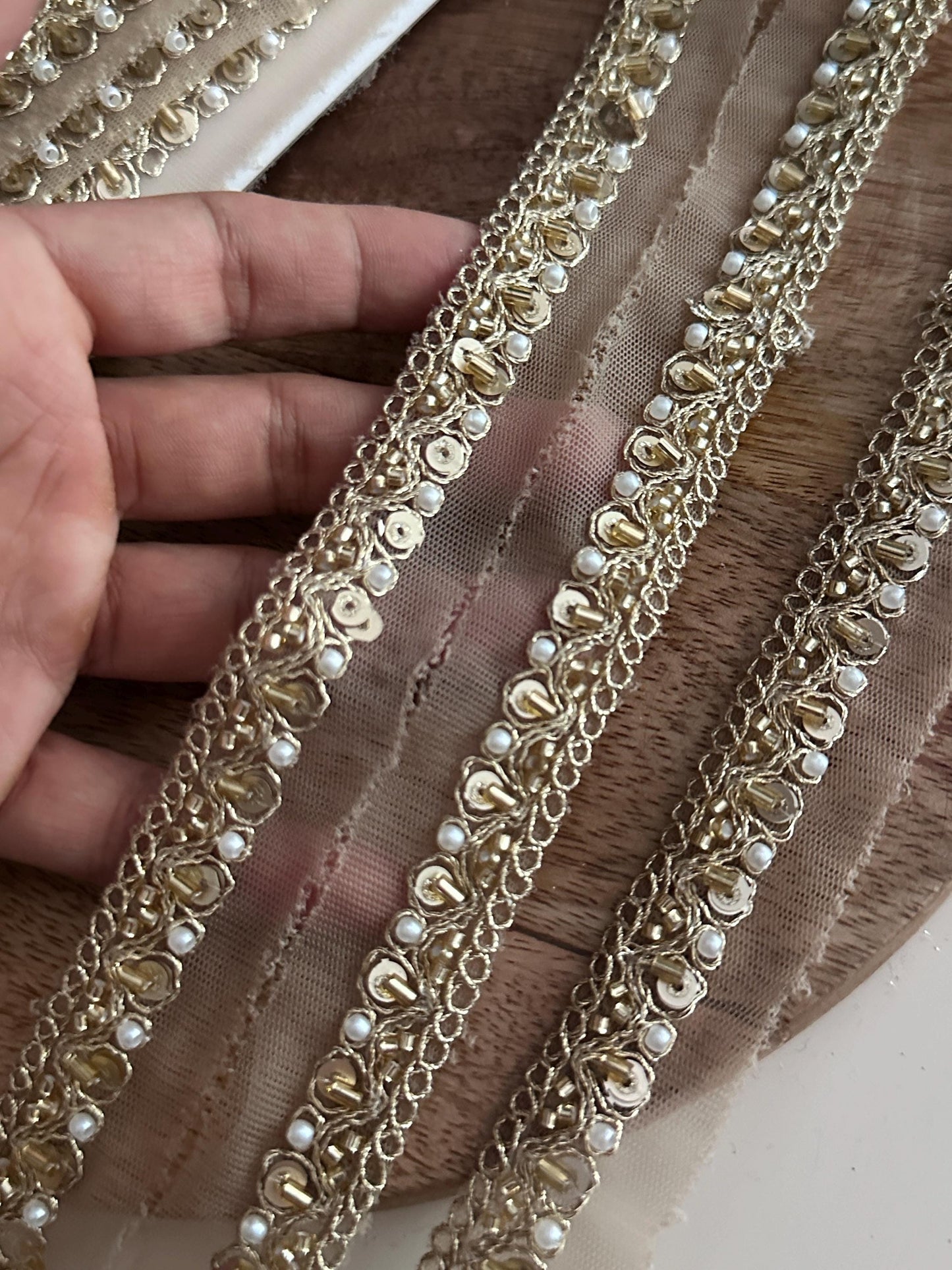 Luxury 9Yard Beaded Lace Trim Pearl & Glass Bead Cutdana Embroidery for Costume Lehengas Veil Craft Project Decor Edging Ribbon