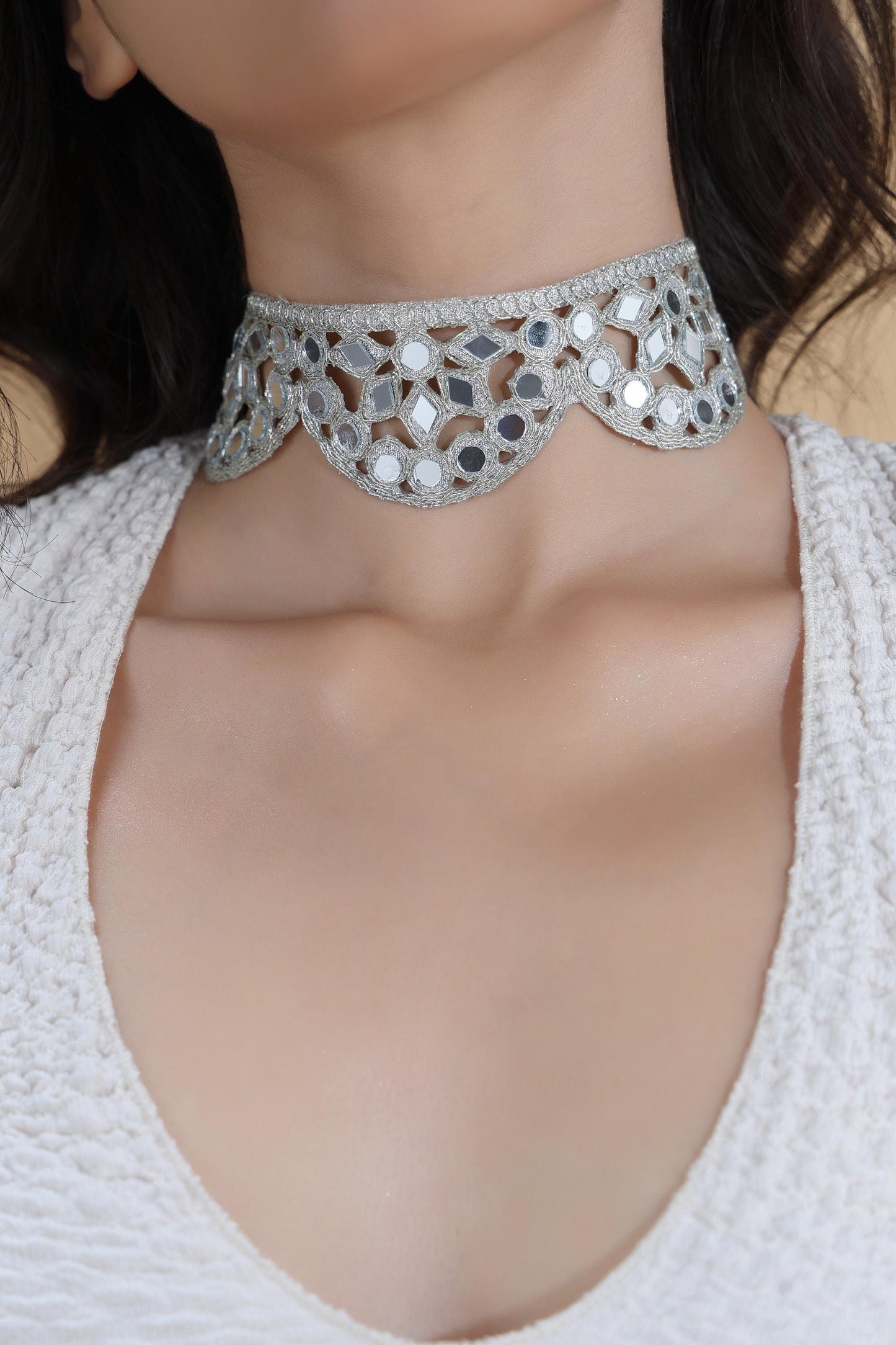 Silver Gothic Lace Choker – Handmade Adjustable Party Necklace – Victorian Statement Jewelry – Gothic Gift for Her – Elegant Neckpiece