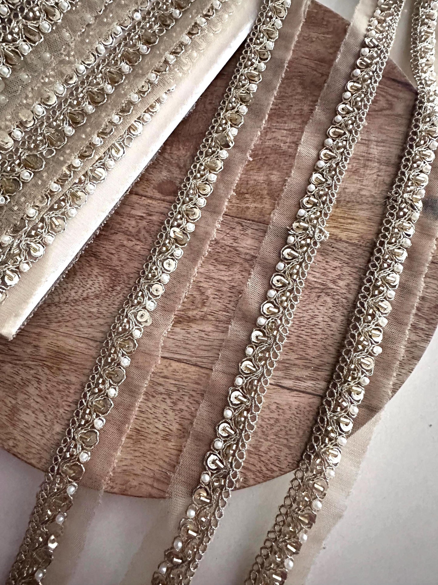 Luxury 9Yard Beaded Lace Trim Pearl & Glass Bead Cutdana Embroidery for Costume Lehengas Veil Craft Project Decor Edging Ribbon