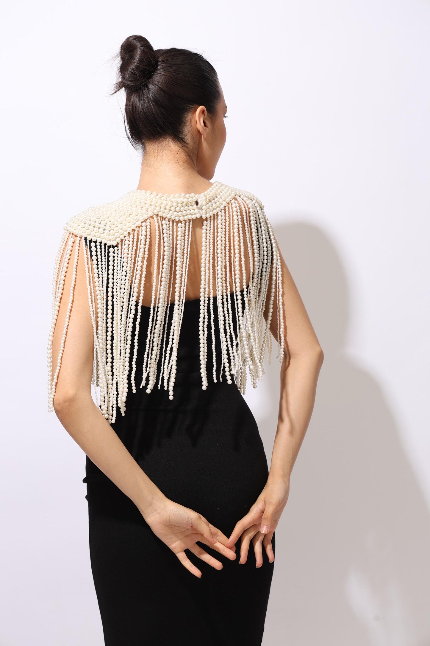 Pearl Beaded Shoulder Cape Bridal Fringe Capelet Handmade Pearl Shoulder Jewelry Wedding Dress Cover Up Statement Shoulder Accessory