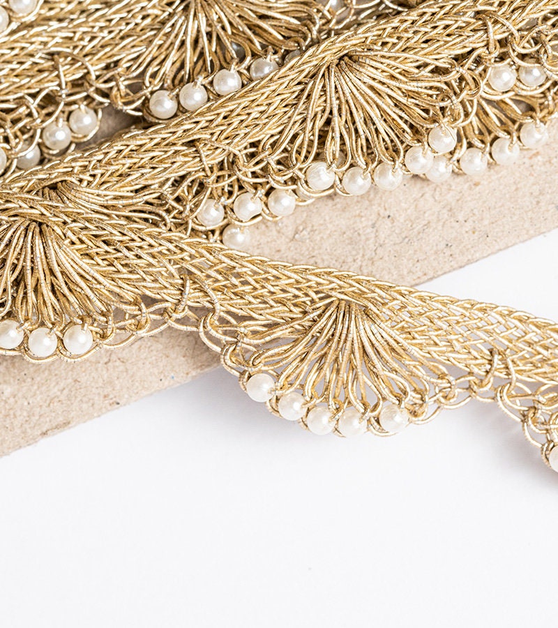Scalloped Gold Trim Pearl Seed Bead Metallic Lace Sew-on Saree Tassel Trim For Bridal Belt Dress Accessory Dupatta Crafting Lace Upholstery