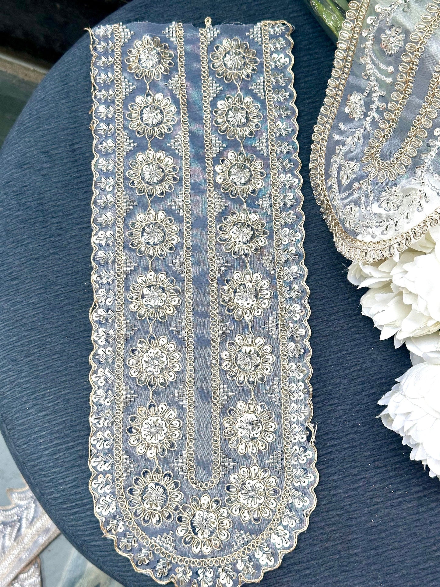 Neckline Patch Applique Flower Pattern Modern Zircon Glass Bead Minimalist Design