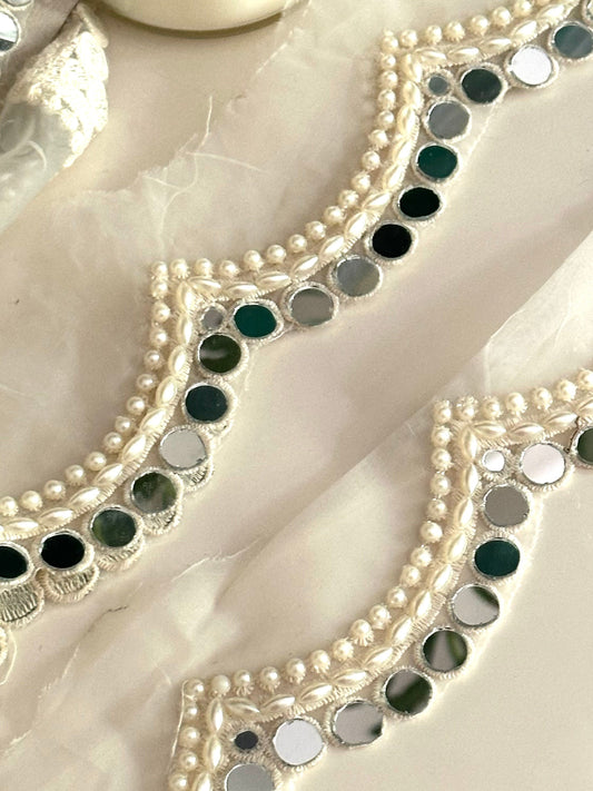 Pearl & Mirror Scalloped Trim White