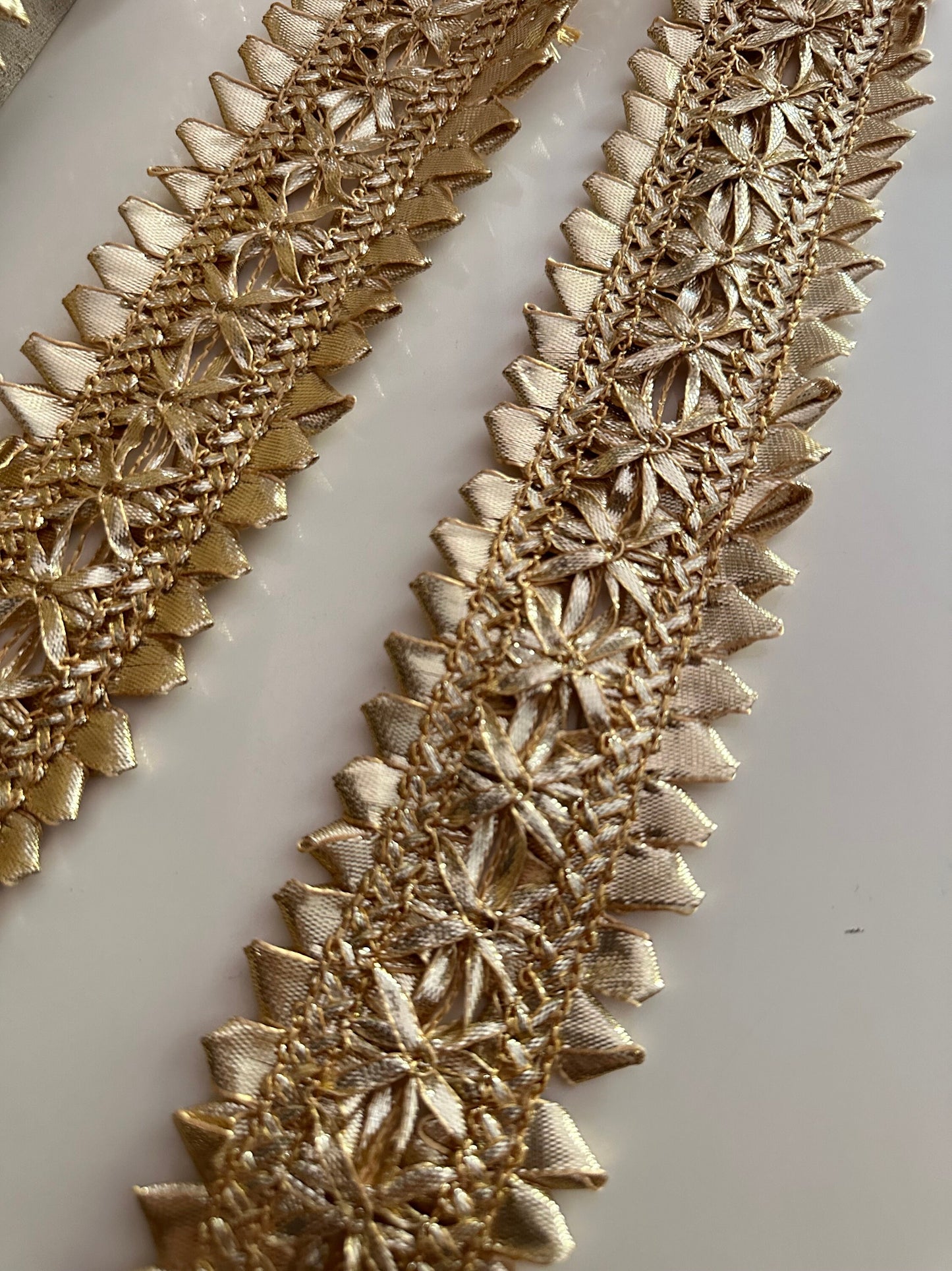 Gota Patti Embroidered Lace Border Indian Sari Edging Dress Embellishing Crafting Material
