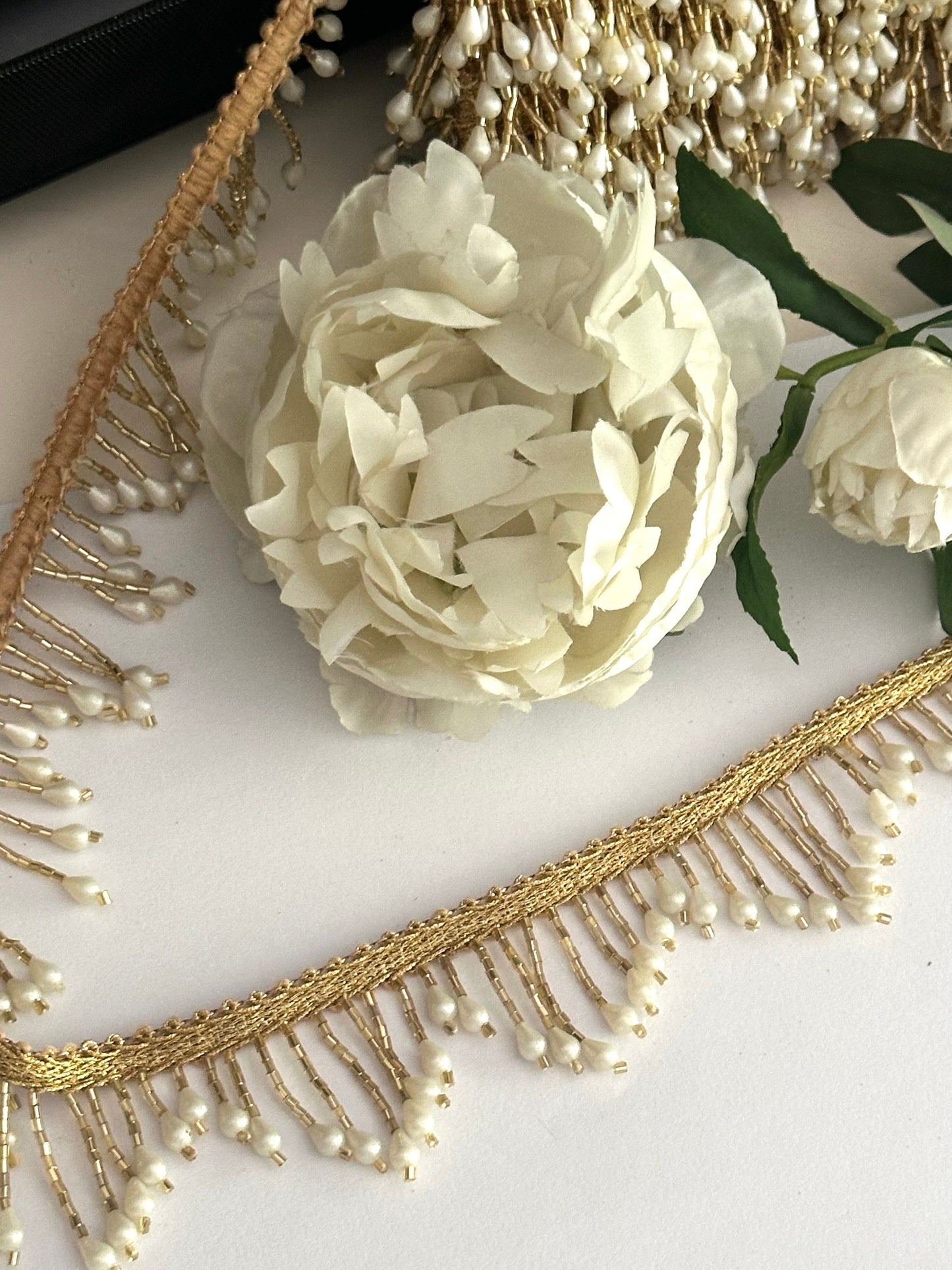 Beautiful Gold & White Beaded 4cm Trim Pearl Decorative Tassel Lace Trim Gold Beaded Trim