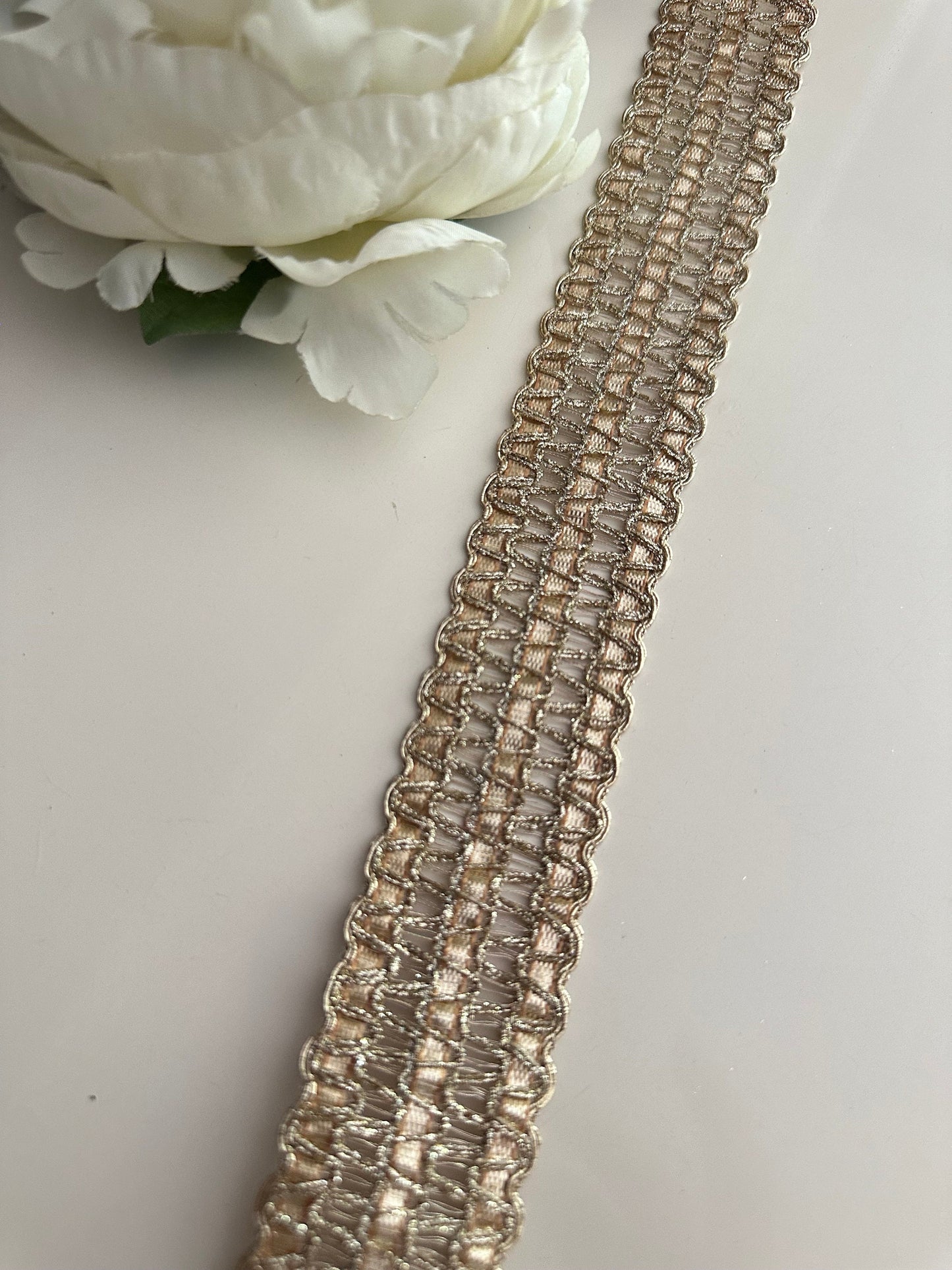 Gold Metallic Thread Sequin Work Ribbon Decorative Indian Embroidery Band For Saree Dupatta