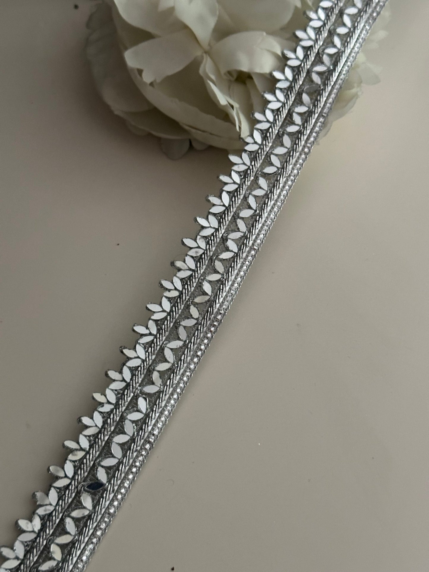 Indian Mirror Trim On Zari Base Glamourous saree Border 2.5cm Silver Indian Bollywood Mirror Band