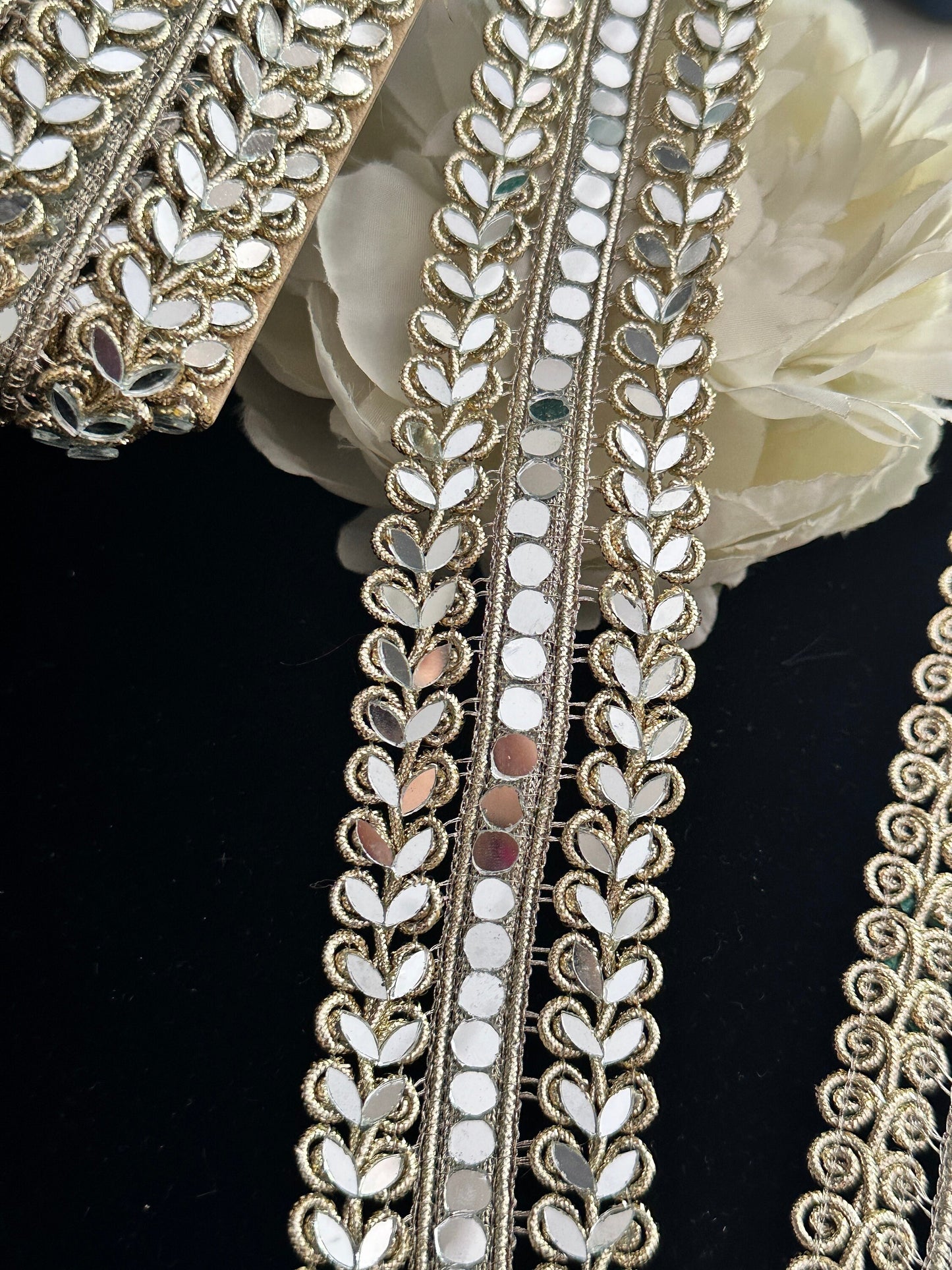 Radiant Gold Mirror Trim