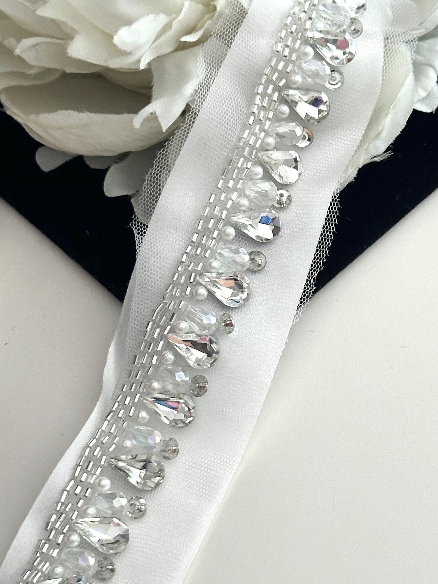 Rhinestone Crystal Tulle Bridal Veil Trim Luxury Edging Lace Teardrop Rhinestone Western Costume Lace