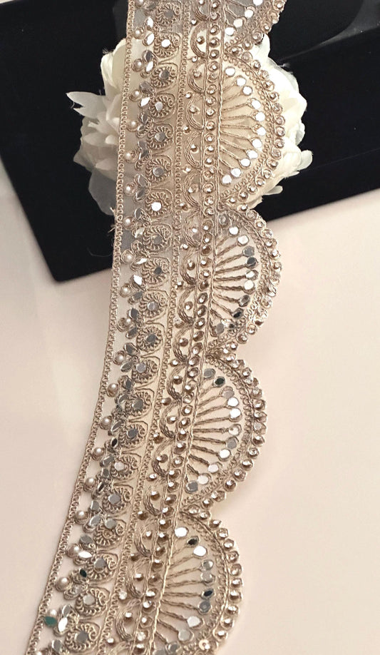 Wedding Veil Scallop Embellished Lace Gold