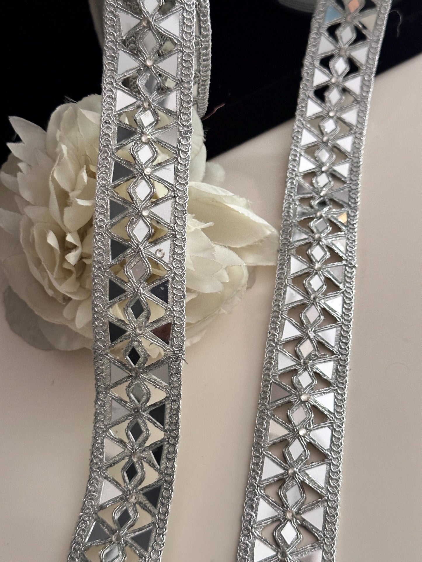 Indian Mirror Cutwork Silver Band 3cm Mirror Edging Sari Trim Antique Gold Lace