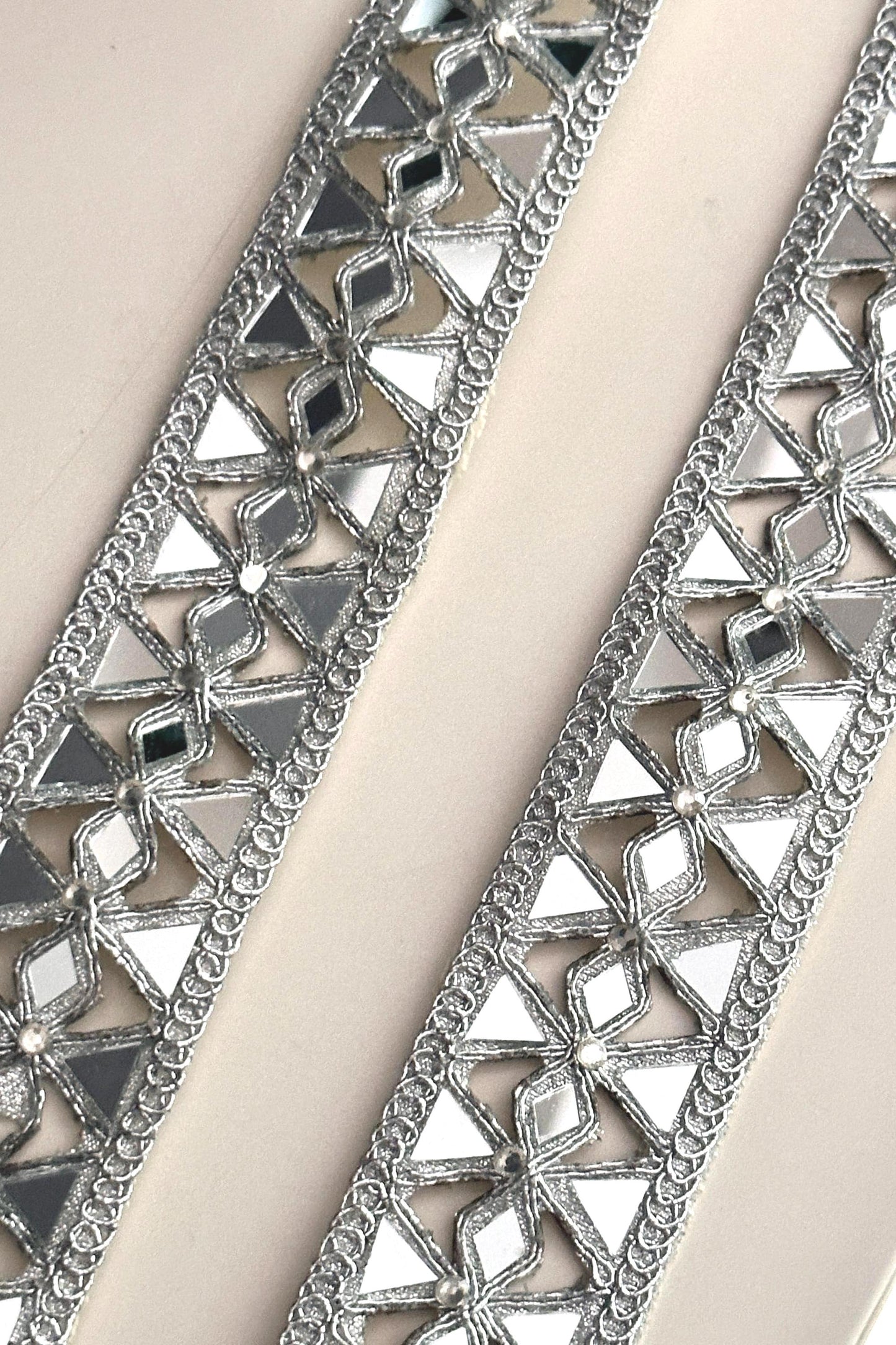 Indian Mirror Cutwork Silver Band 3cm Mirror Edging Sari Trim Antique Gold Lace