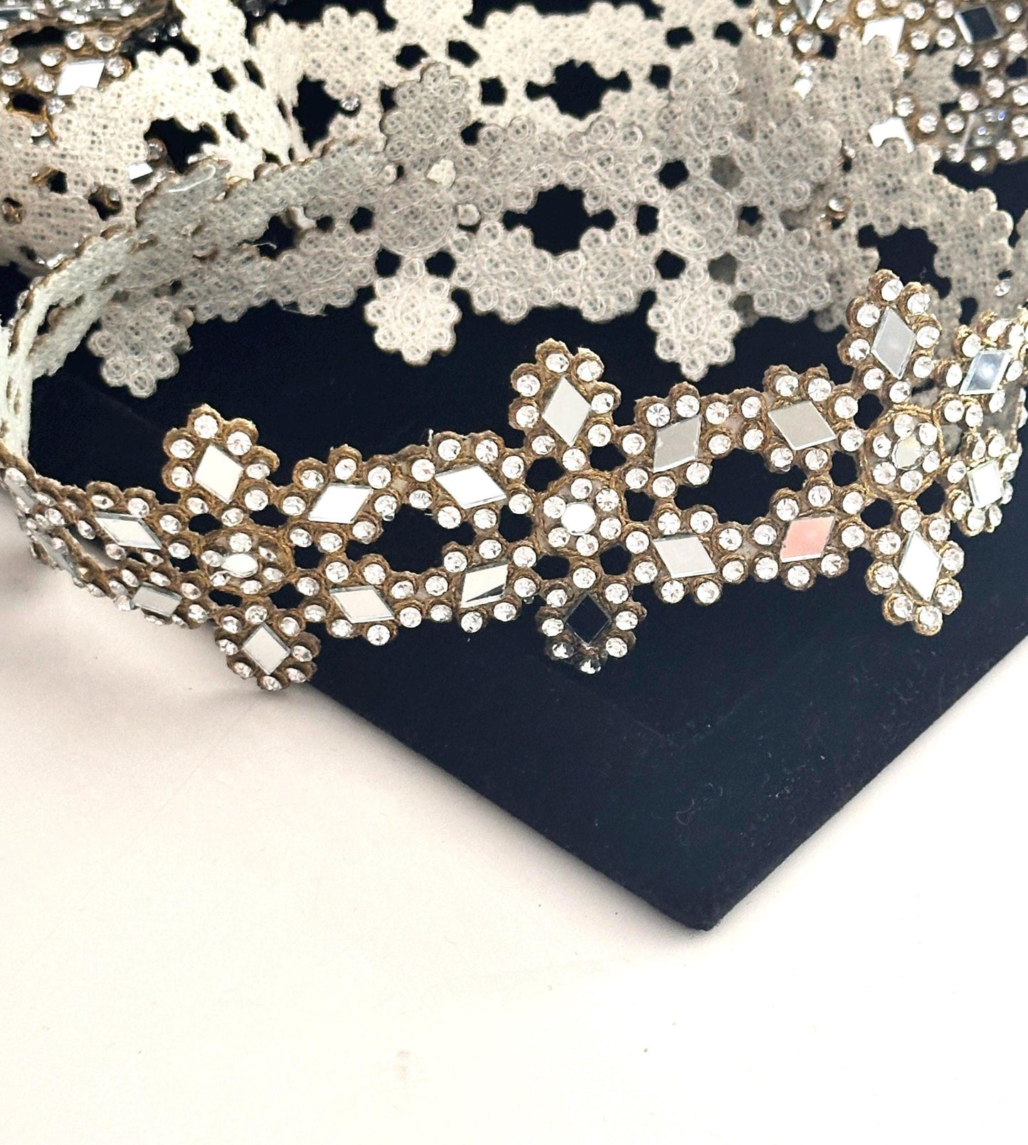 Exquisite Glittery Veil Lace