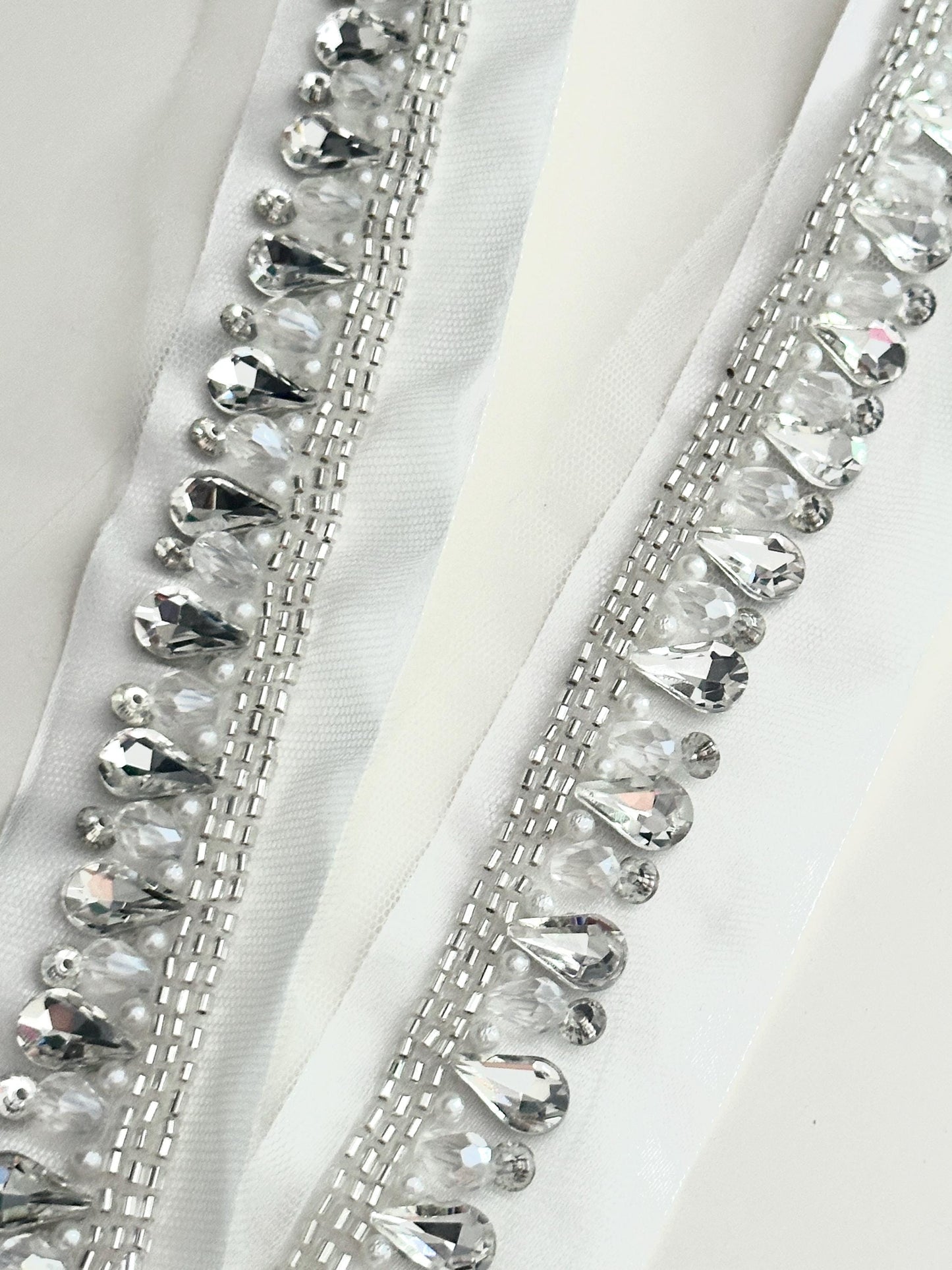 Rhinestone Crystal Tulle Bridal Veil Trim Luxury Edging Lace Teardrop Rhinestone Western Costume Lace