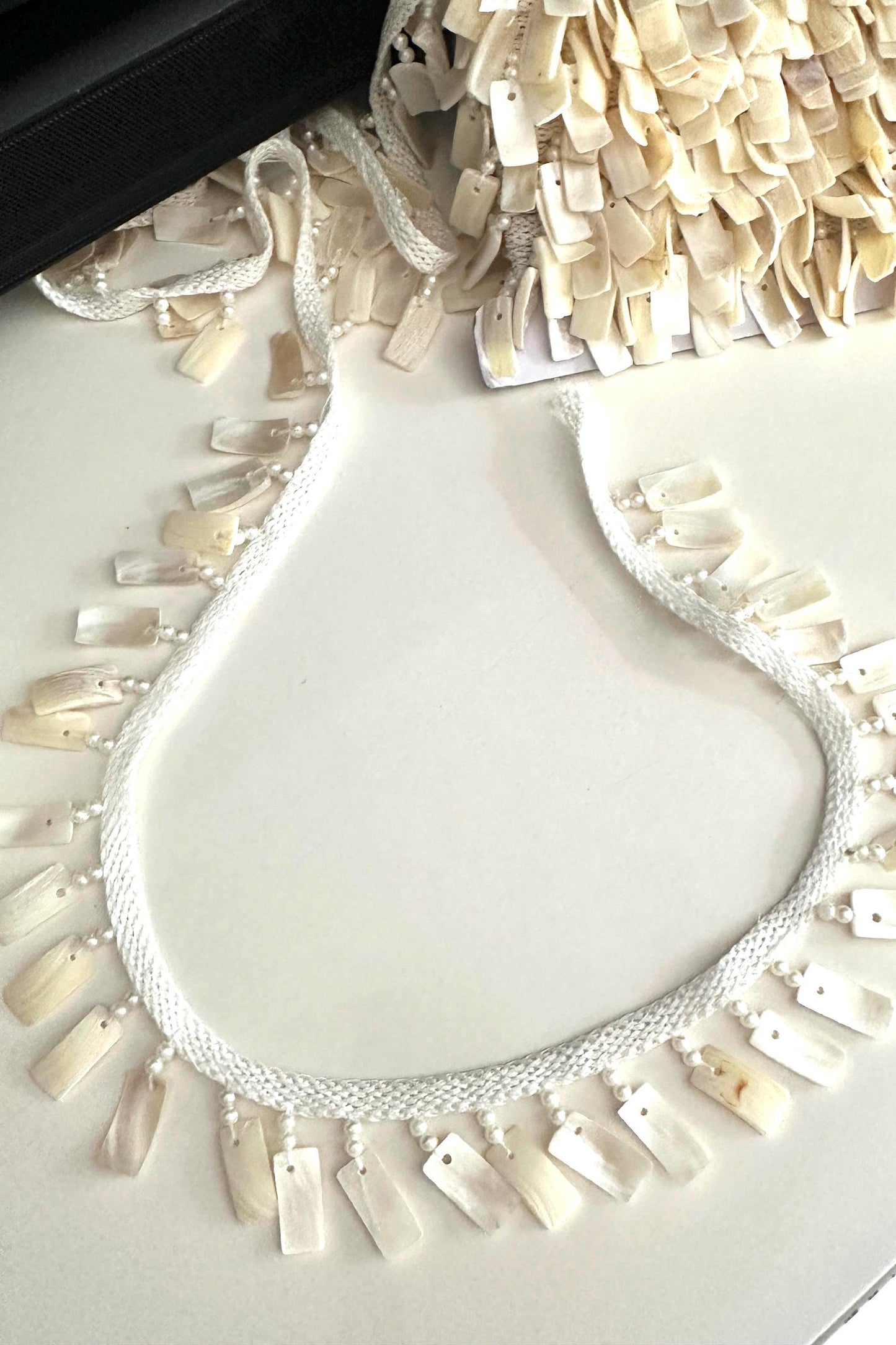 Stone Pearl Shell Decorative Tassel Lace Handmade Latkan Trim Beaded Tassel Border