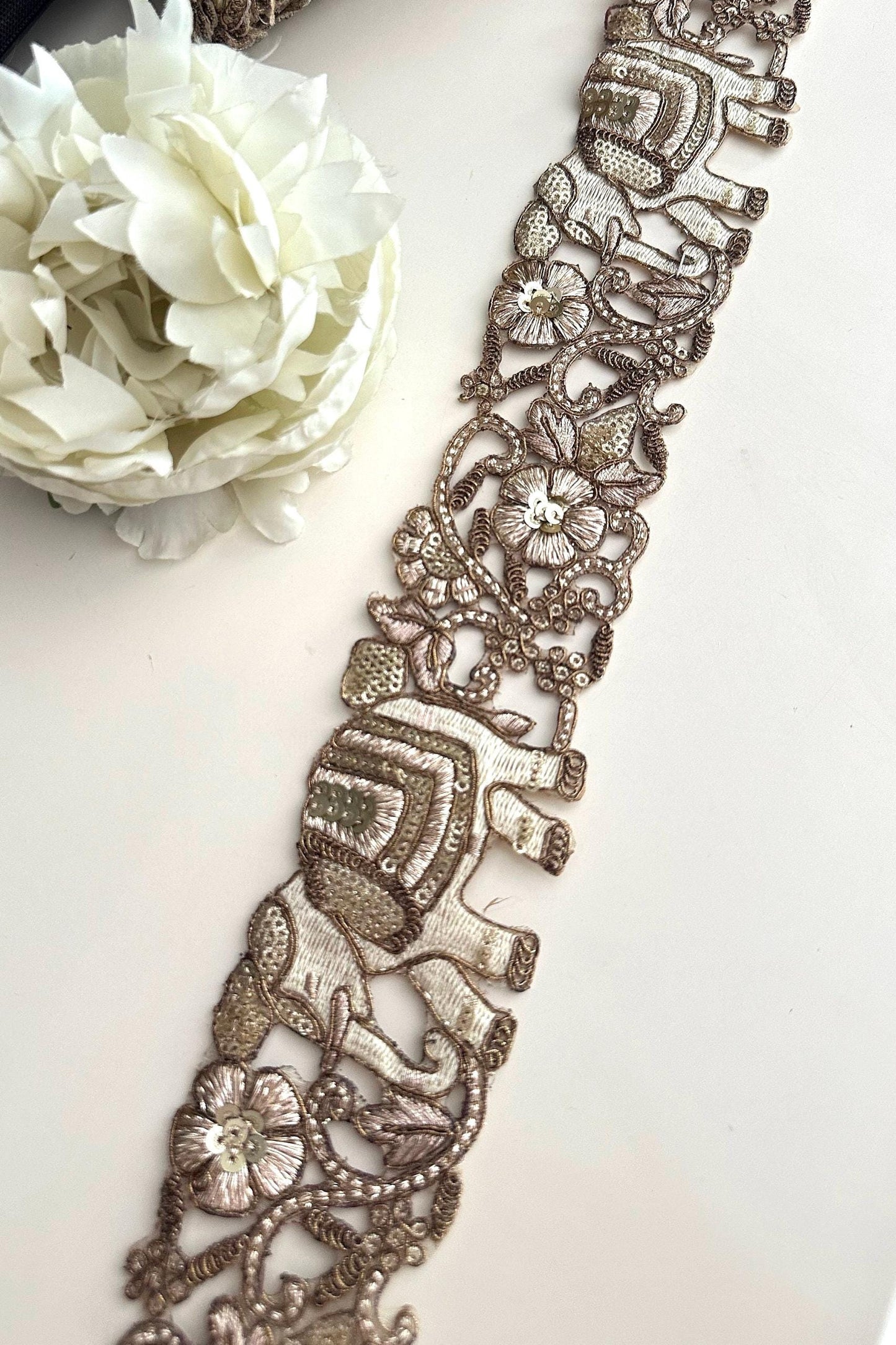 5.5cm Indian Traditional Elephant Embroidered Zari Lace Indian Motif Sari Border Trim