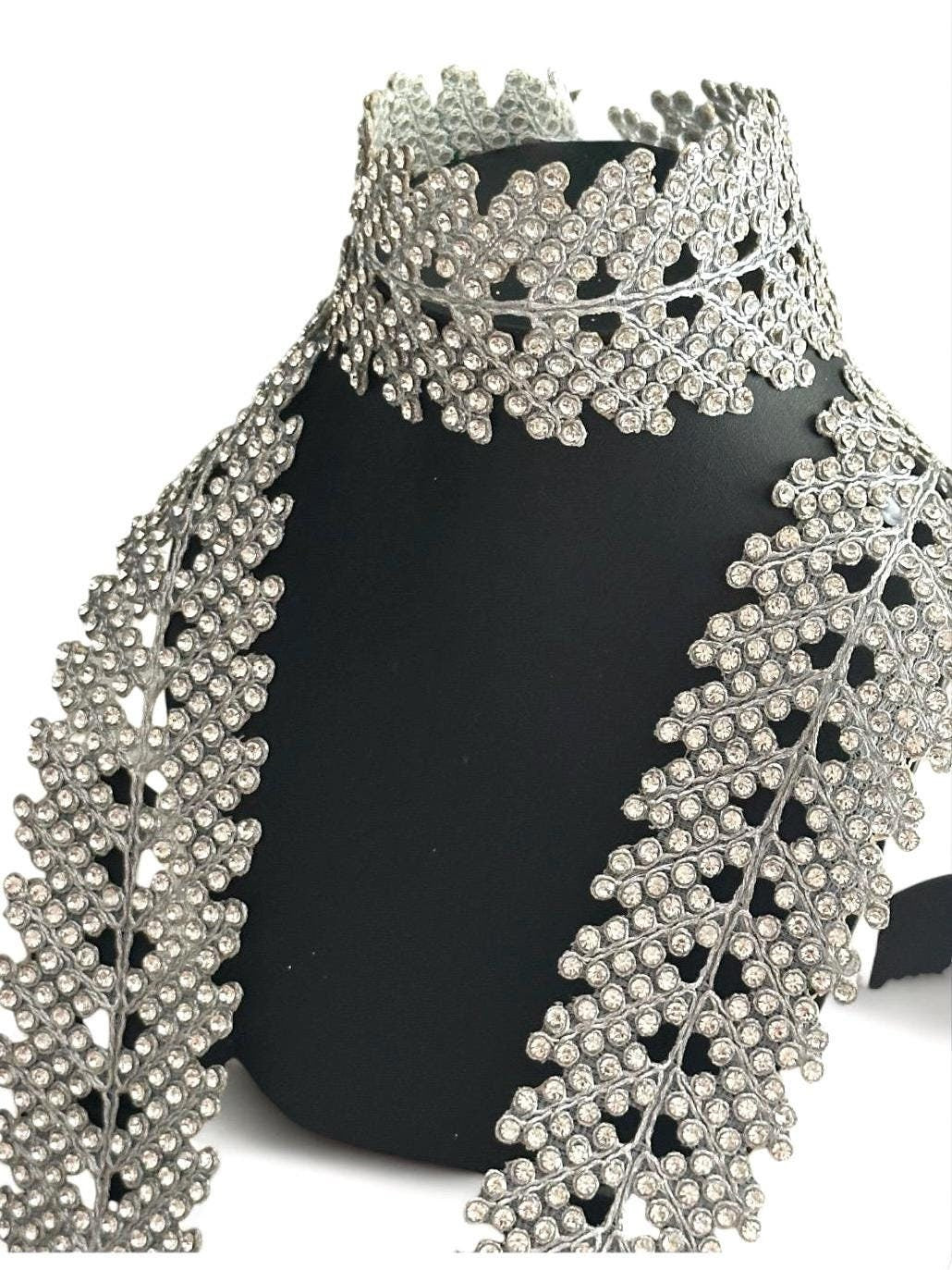 Fabric Necklace Bridal Headpiece & Wedding Veil Trim Crafting Lace