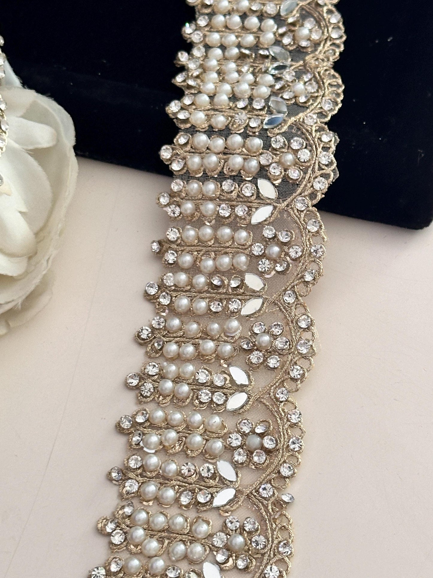 Scalloped Pearl And Zircon Embellished Lace Wedding Sash & Bridal Veil Trim