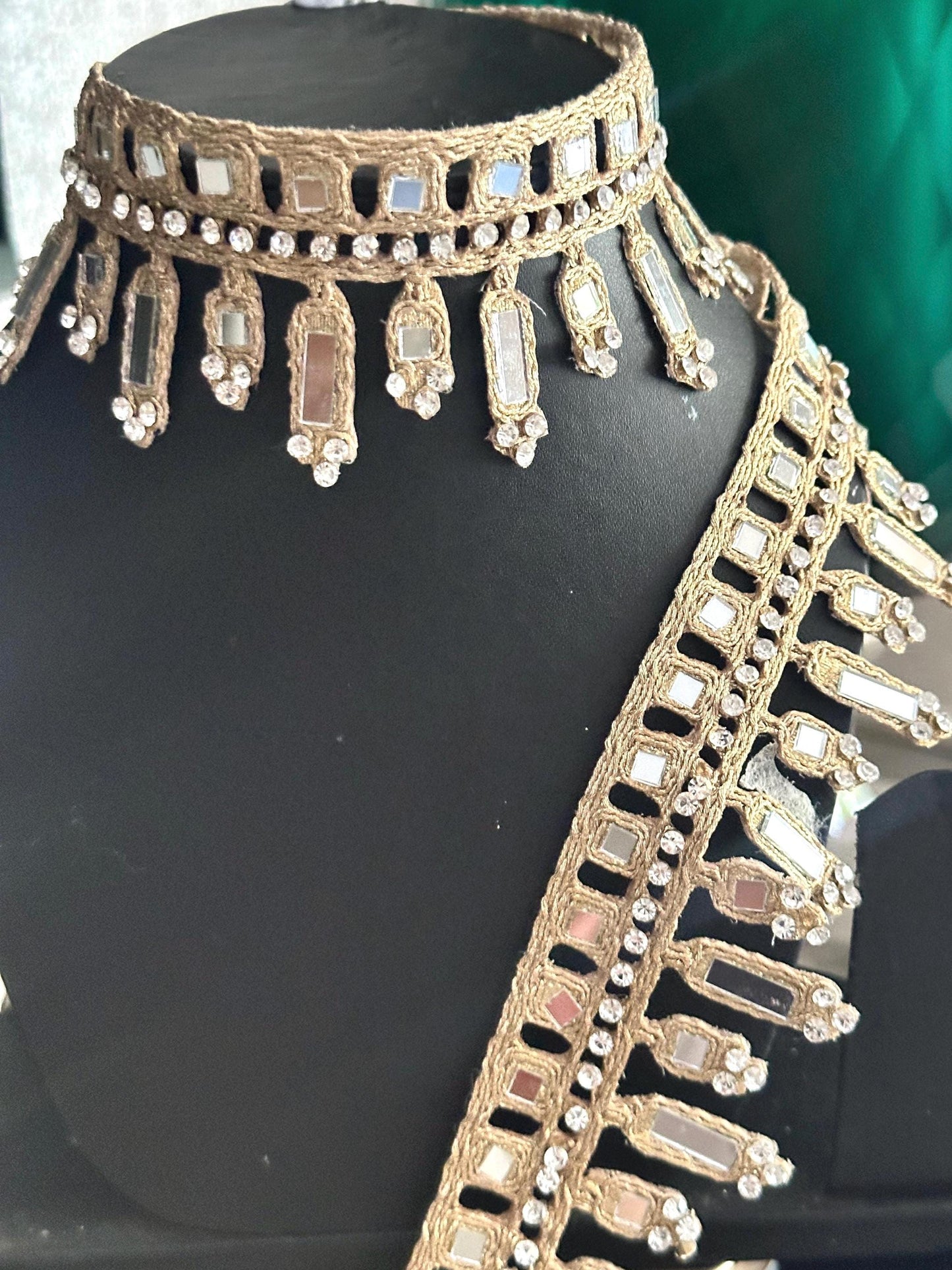 Exquisite Gold Lace Belt