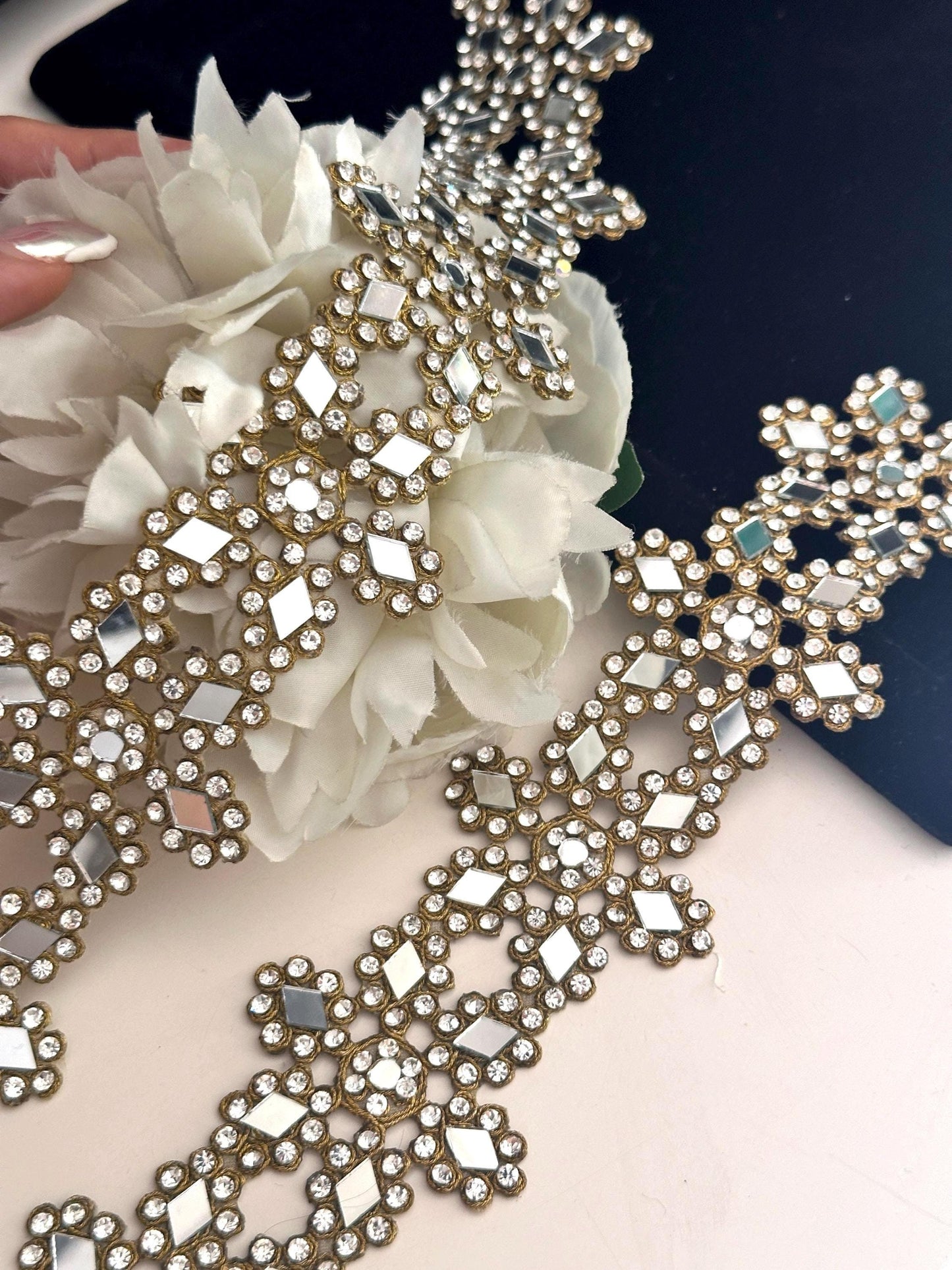 Exquisite Glittery Veil Lace