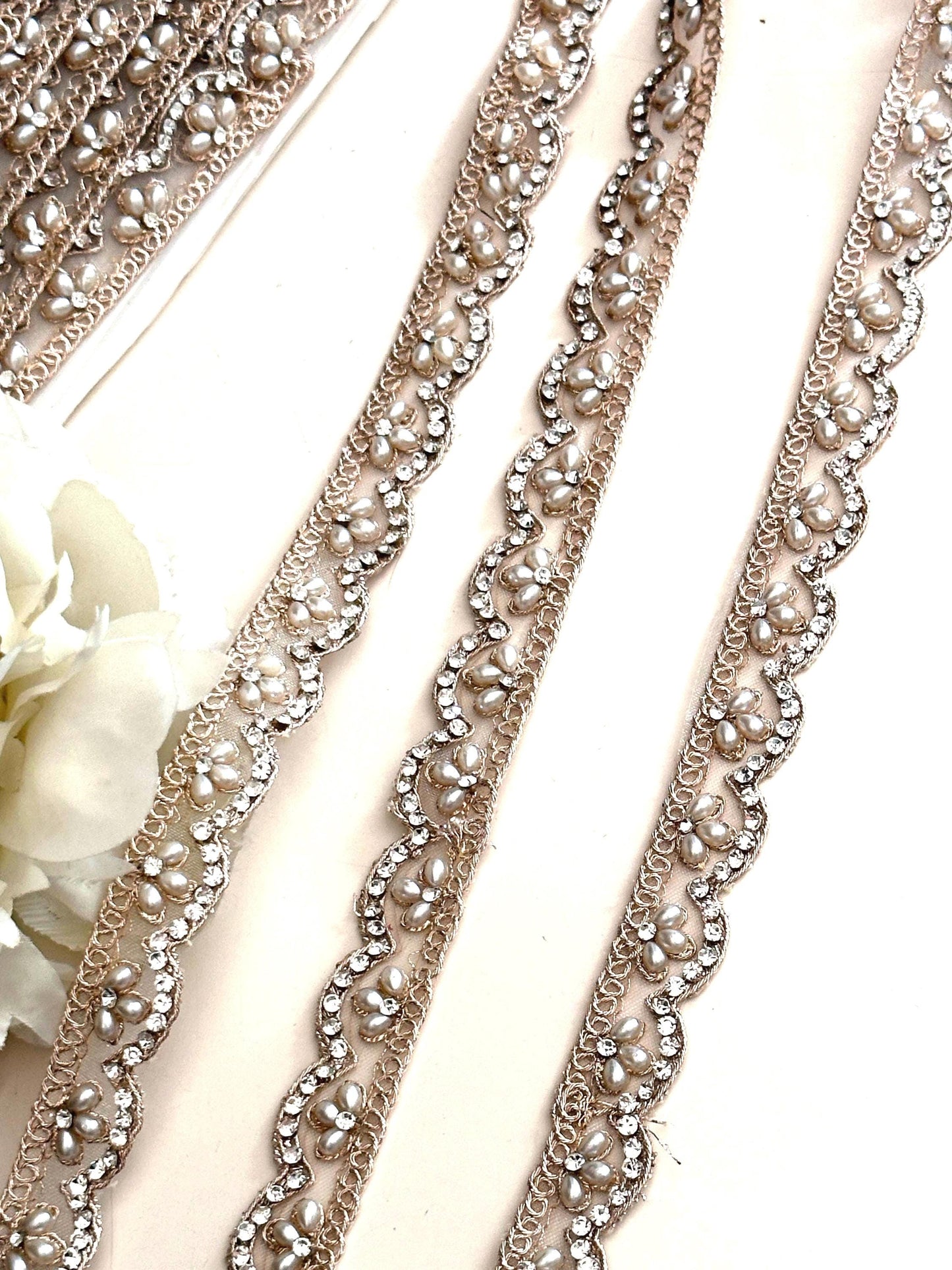 High-End Pearl Rhinestone Lace Trim Fashion Designers Gold Lace for Costumes & Art Supply