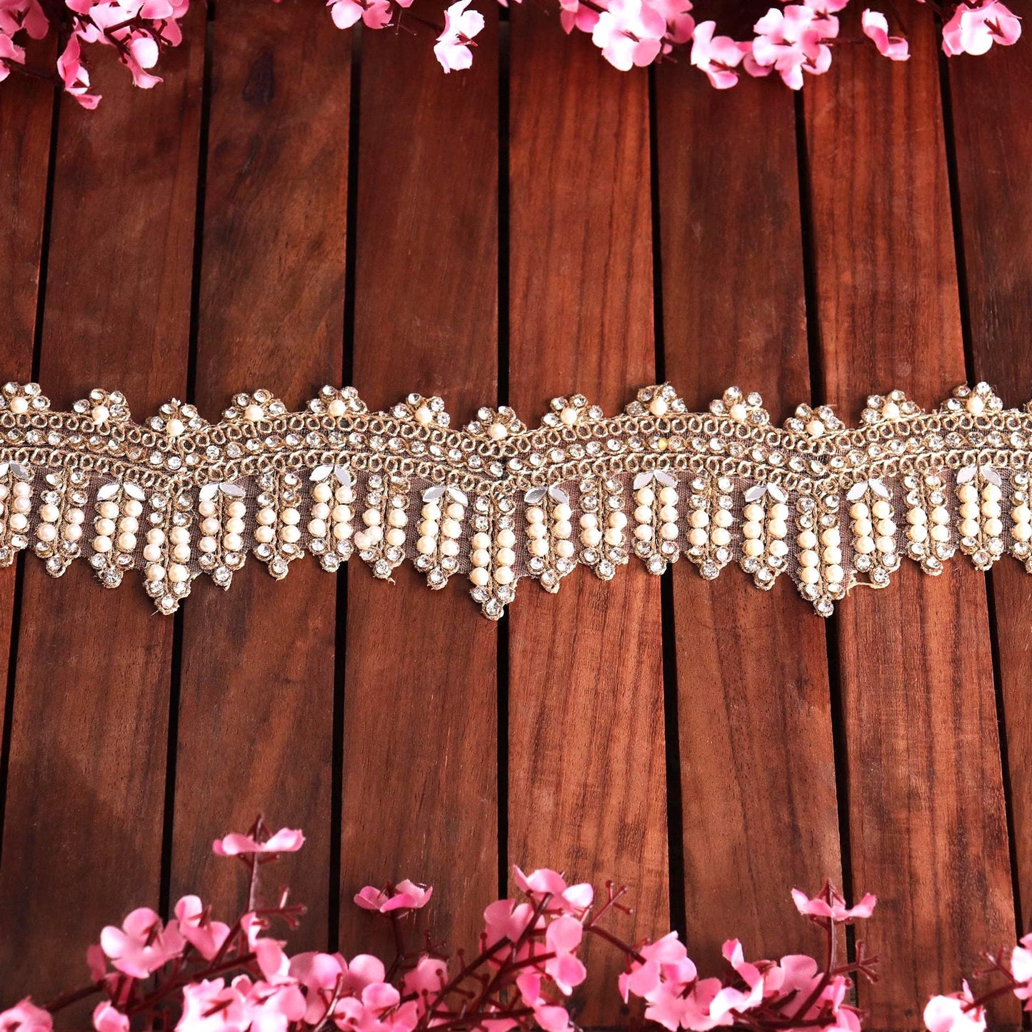 Exquisite Beaded Lace Pearl Zircon Scalloped Embroidery Lace For Bridal Veil Sash