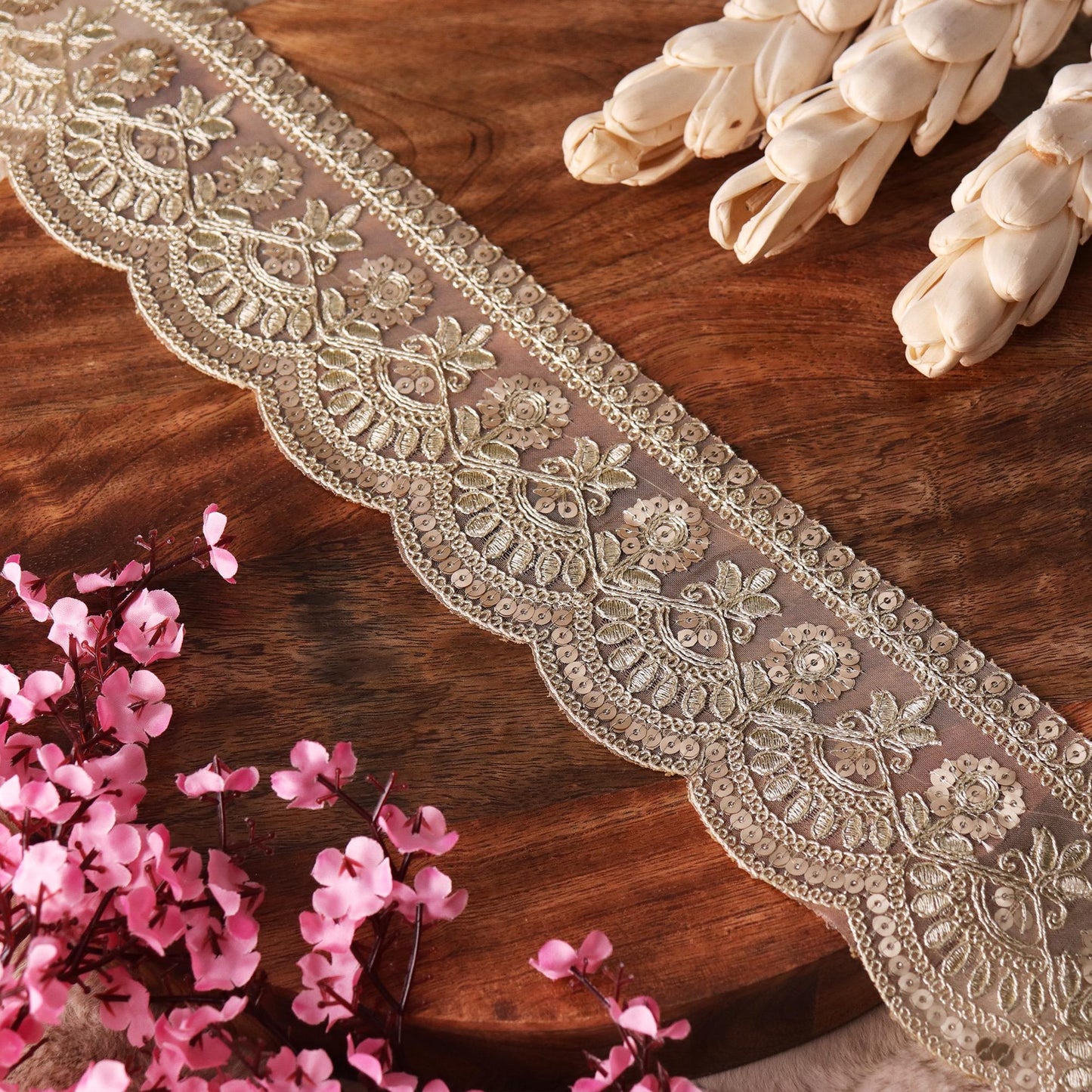 Soft Gold Vine Trim