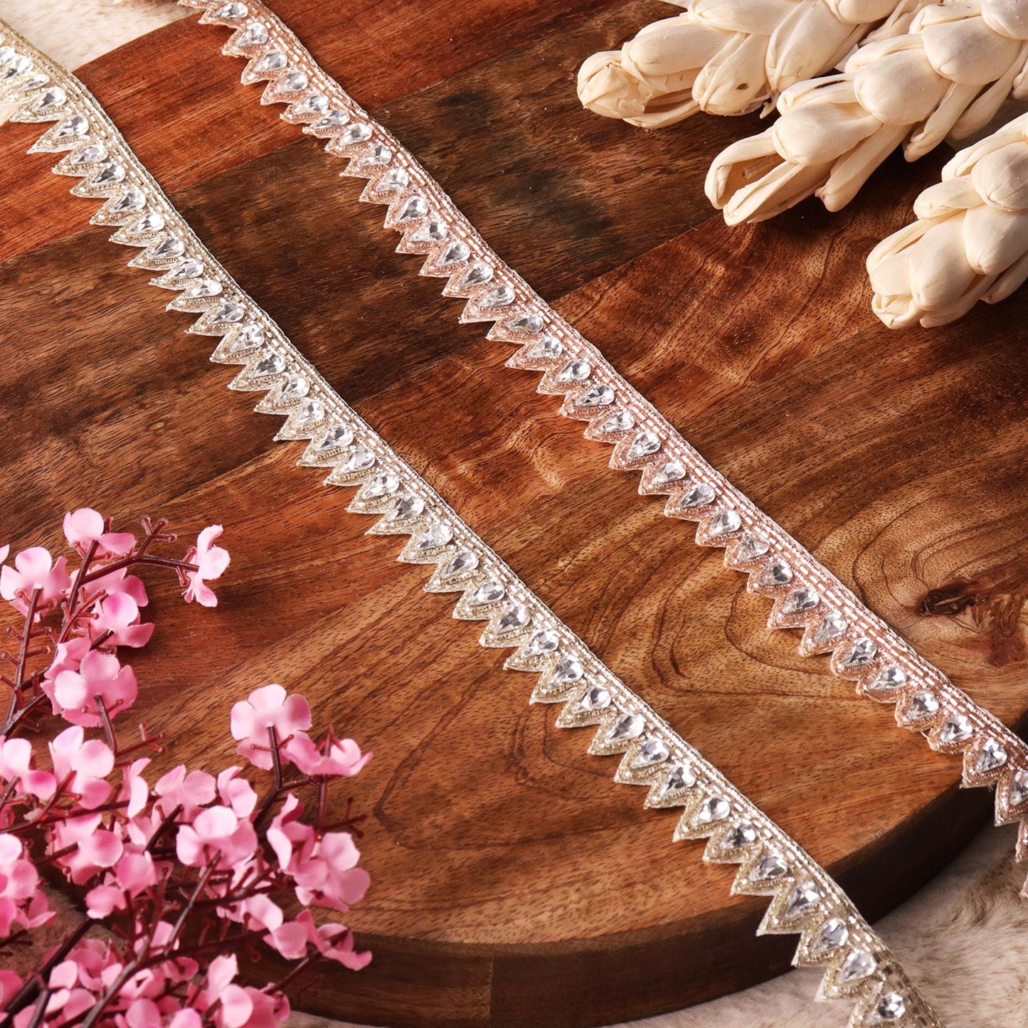 Elegant Rhinestone Crystal Beaded Edging Trim Decorative Bridal applique Lace