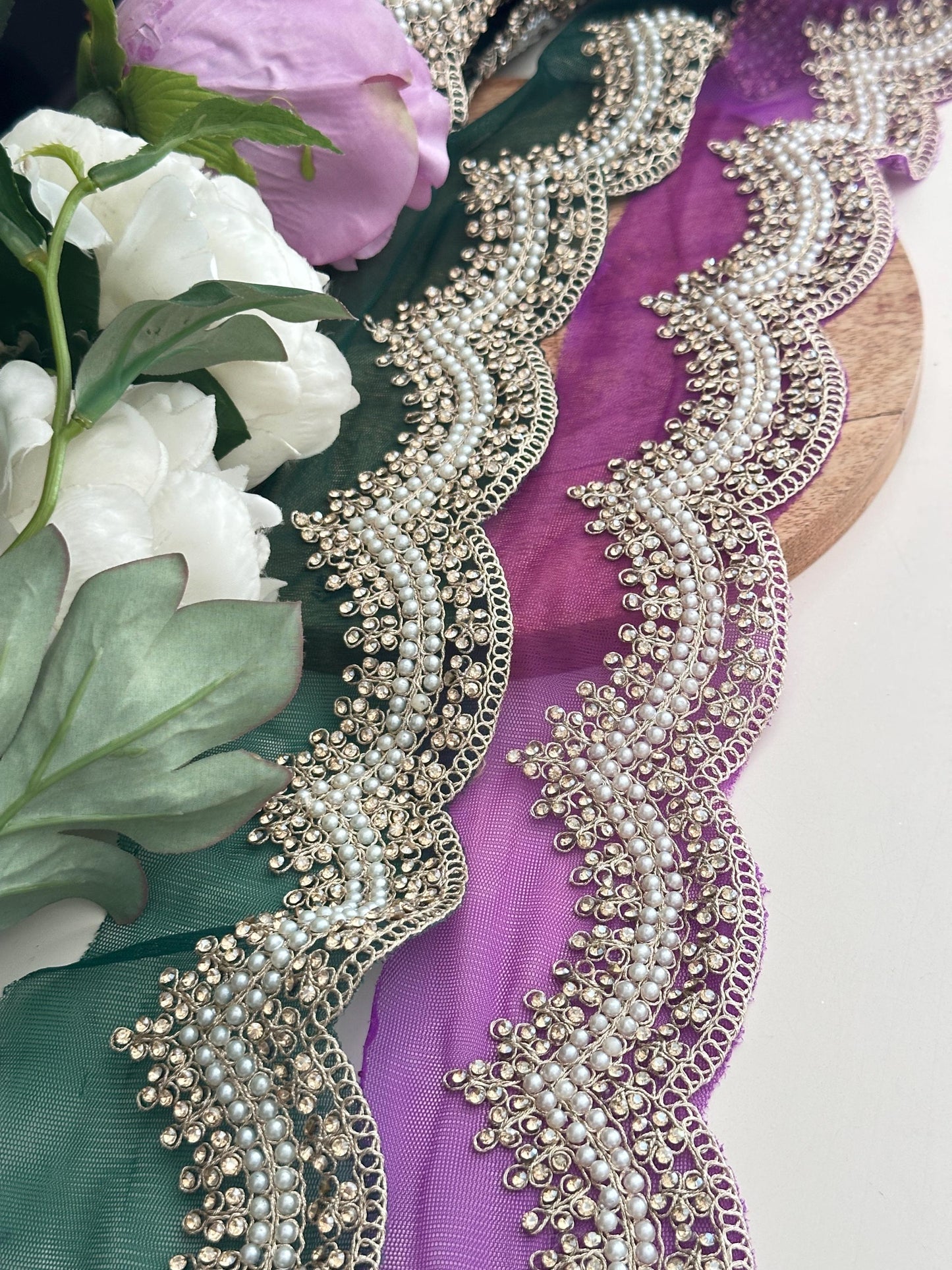 Beautiful Pearl Beaded Zircon Scalloped Tule Lace Sari Border Embellished Wedding Veil Trim