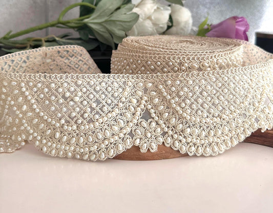 Pearl Beaded Scallop Trim White