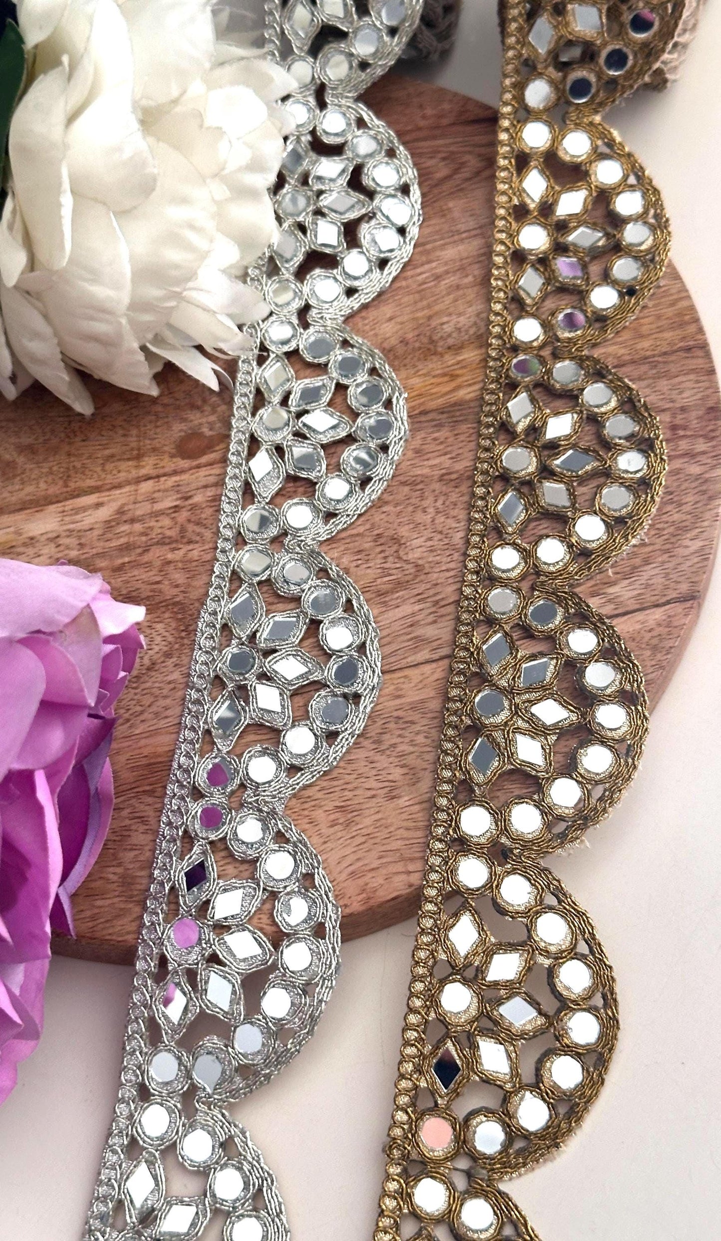 Indian Mirror Work 4.5cm Antique gold Scalloped Zari Mirror Trim Choker Band
