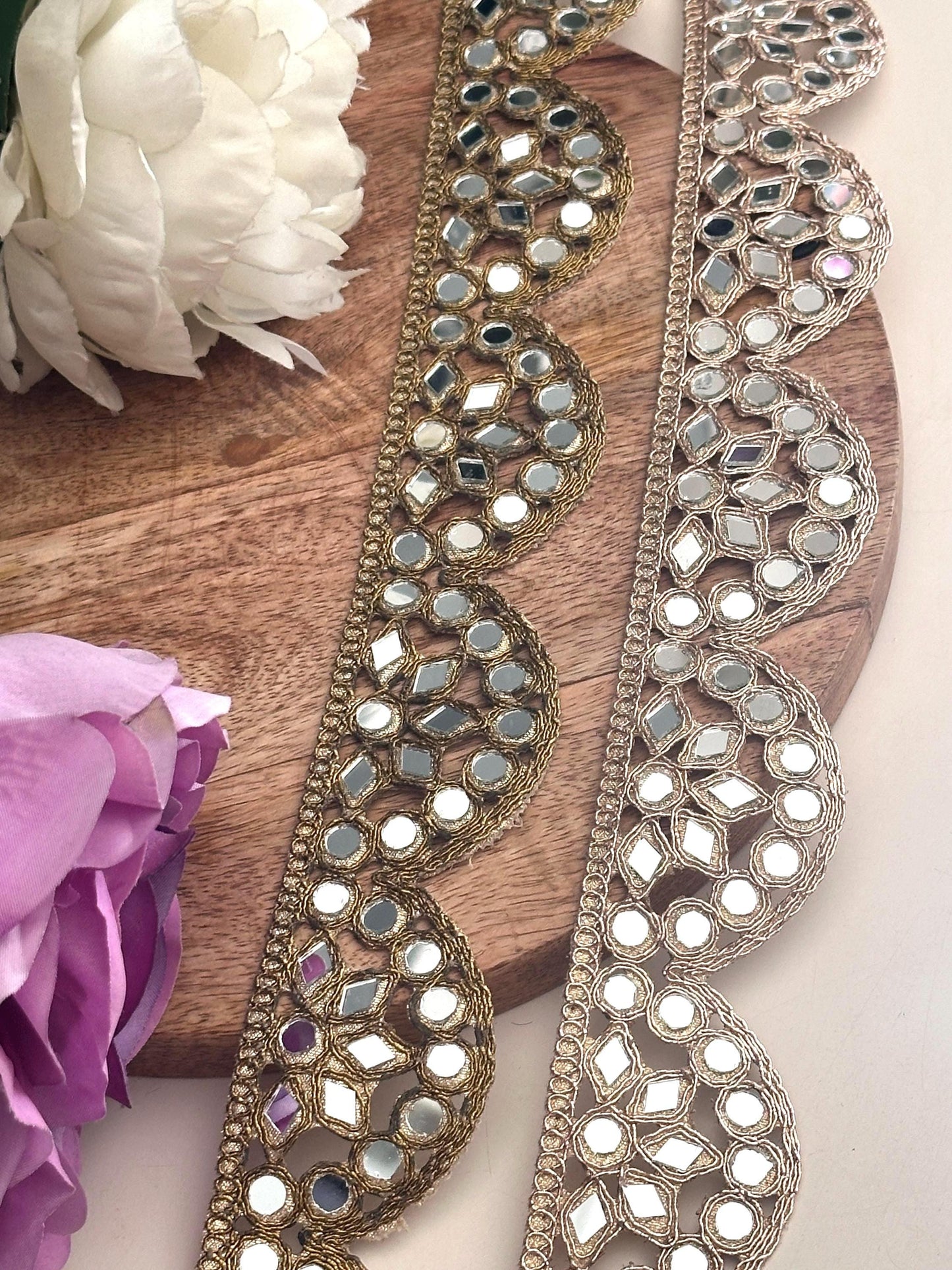 Indian Mirror Border Scalloped Antique Geometric 2.5cm Mirror Belt