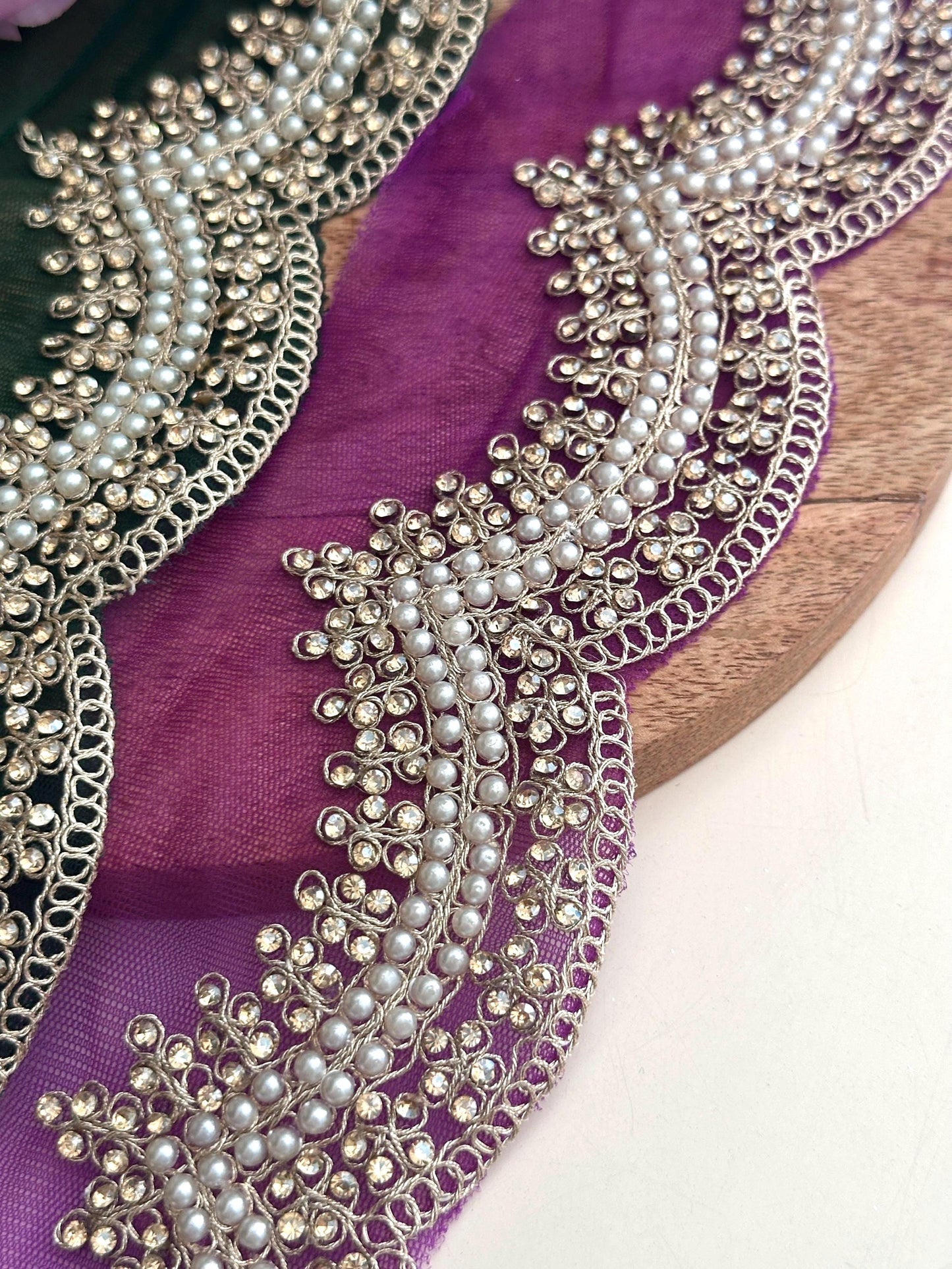 Beautiful Pearl Beaded Zircon Scalloped Tule Lace Sari Border Embellished Wedding Veil Trim