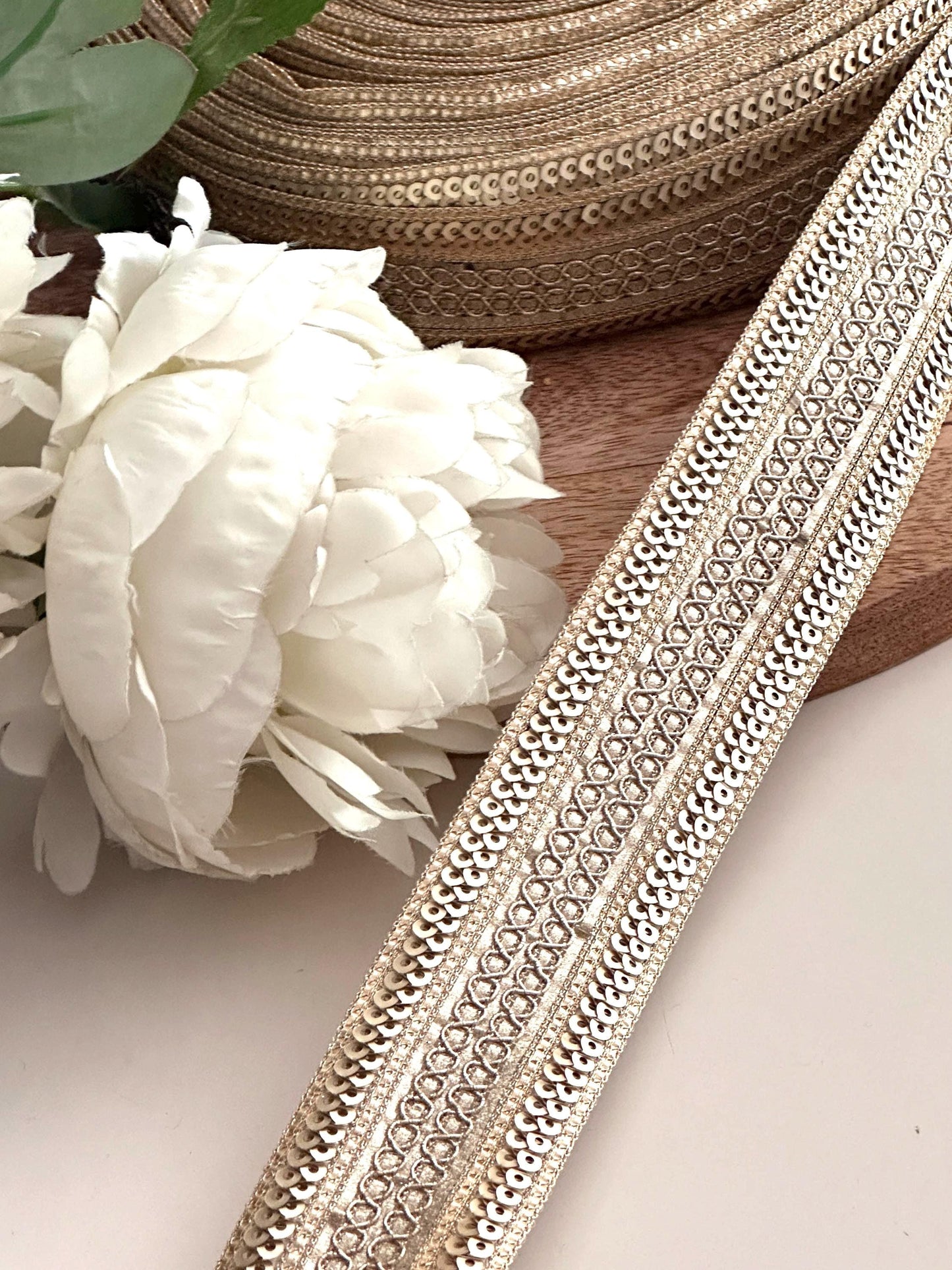 Handwoven Zari Trim Gold Sequin Lace Indian Crafting Lace In Metallic Thread for Sari Borders