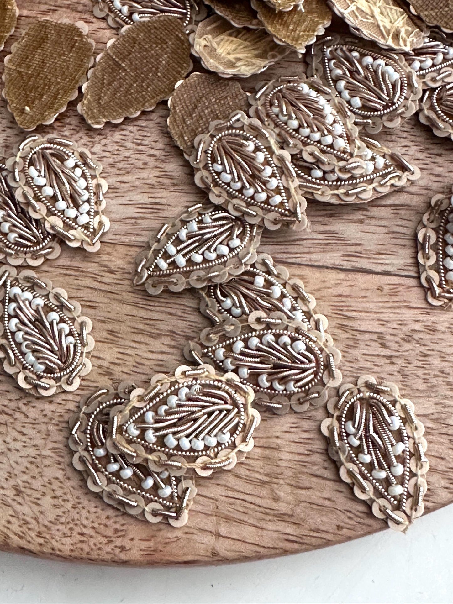 Applique Patch Indian Handwork Zardozi Small Leaf Pattern Bullion Crafting Supply For