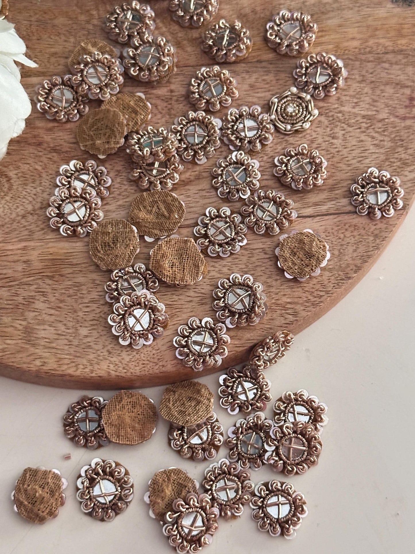 Gold Wire Frame Applique Mirror Sequin Embellish Patch Hand embroidery bullion Accessory