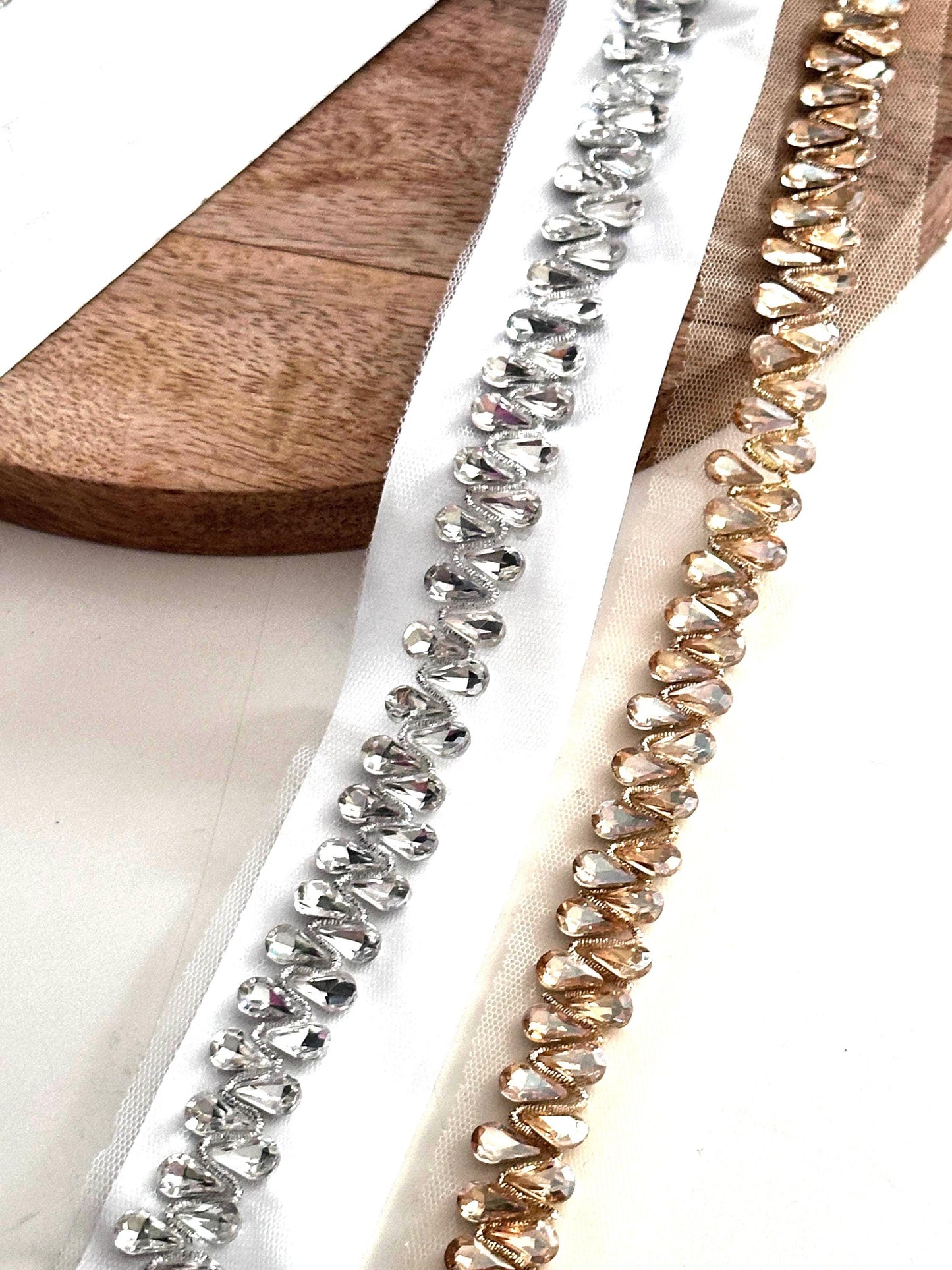 Luxury Crystal Beaded Trim Rhinestone Tear Applique Lace for Wedding Dress Bridal Veil DIY Costume Gold & Silver Embellished Sewing Craft
