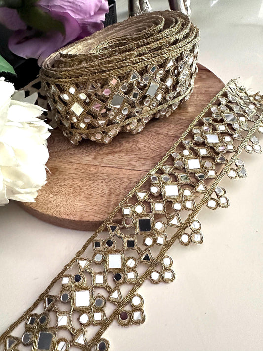 Gold Mirror Work Lace Trim for Costume Belts & Cinturones Indian Embroidered Ribbon for DIY Festival Wear Dance Outfits Bridal Sash Craft