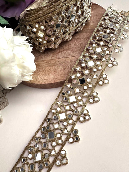 Gold Mirror Work Lace Trim for Costume Belts & Cinturones Indian Embroidered Ribbon for DIY Festival Wear Dance Outfits Bridal Sash Craft