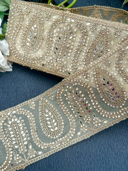Elegant Wedding Veil with Mirror & Zircon Embellished Lace Luxe Bridal Veil