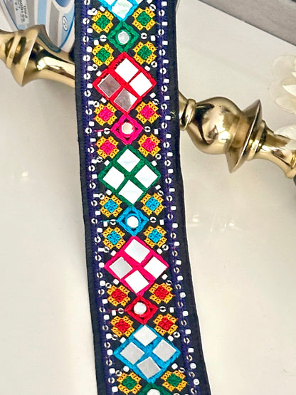 Mirror Bloom Trim