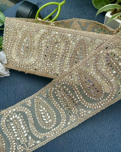 Elegant Wedding Veil with Mirror & Zircon Embellished Lace Luxe Bridal Veil