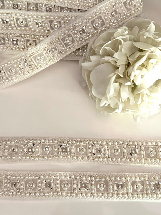 Pearl Beaded Zircon Trim Ivory White Catholic Wedding Lace for Bridal Gown