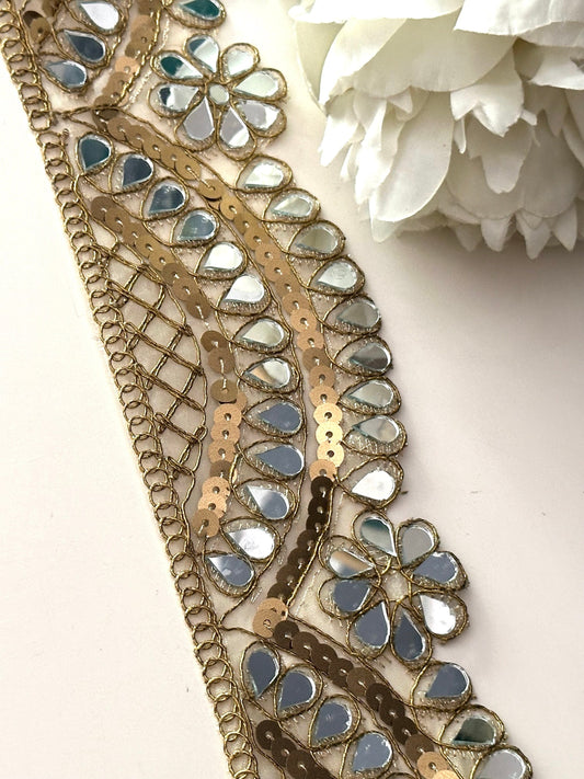 Pale Gold Scallop Mirror Trim Cutwork Sequin Saree Border Cinturon Espajo Neck Band