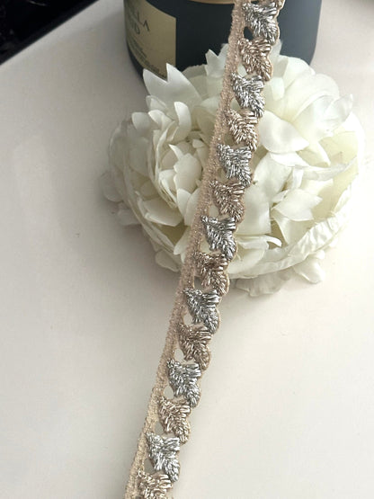 Metallic Leaf Pattern Indian Fabric Trim Edging Lace & Craft Supply For Festive Wear Bridal Gown