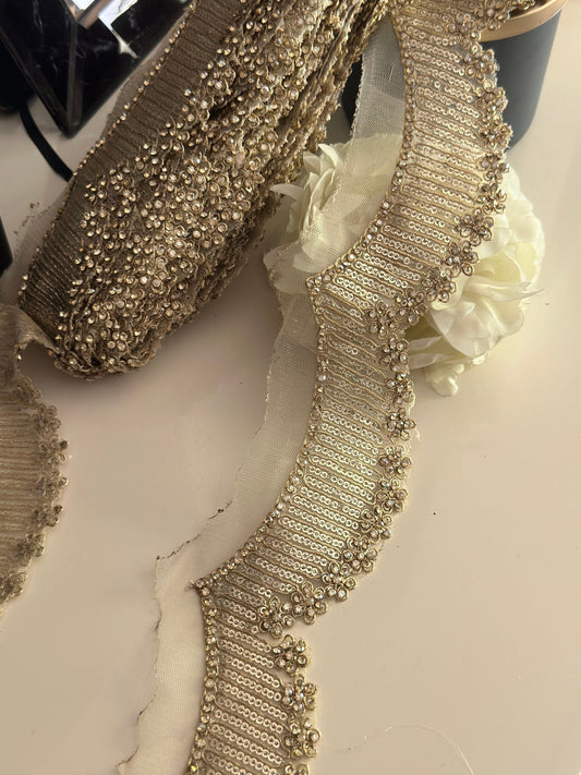 5cm Indian Scalloped Zircon Zari Sequin Embellished Sari Trim  Antique Gold Wedding Band Lace DIY Decoration Sew-On Border by the Yard