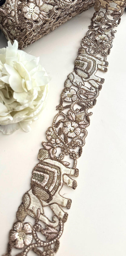 5.5cm Indian Traditional Elephant Embroidered Zari Lace Indian Motif Sari Border Trim