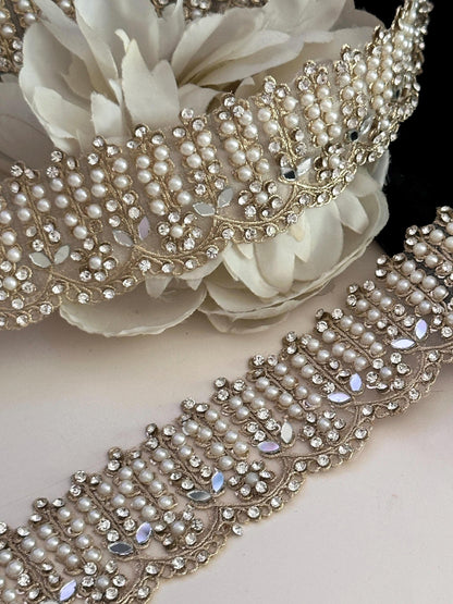Scalloped Pearl And Zircon Embellished Lace Wedding Sash & Bridal Veil Trim